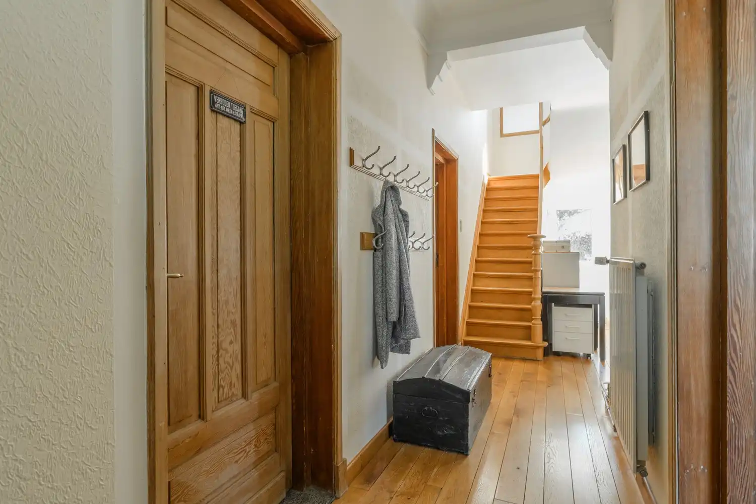 Karaktervolle woning op een prachtig perceel van 860 m² foto 2