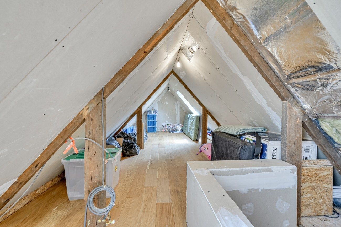 Gezellige, instapklare HOB met 4/5 slaapkamers, dressing en een grote tuin foto 23