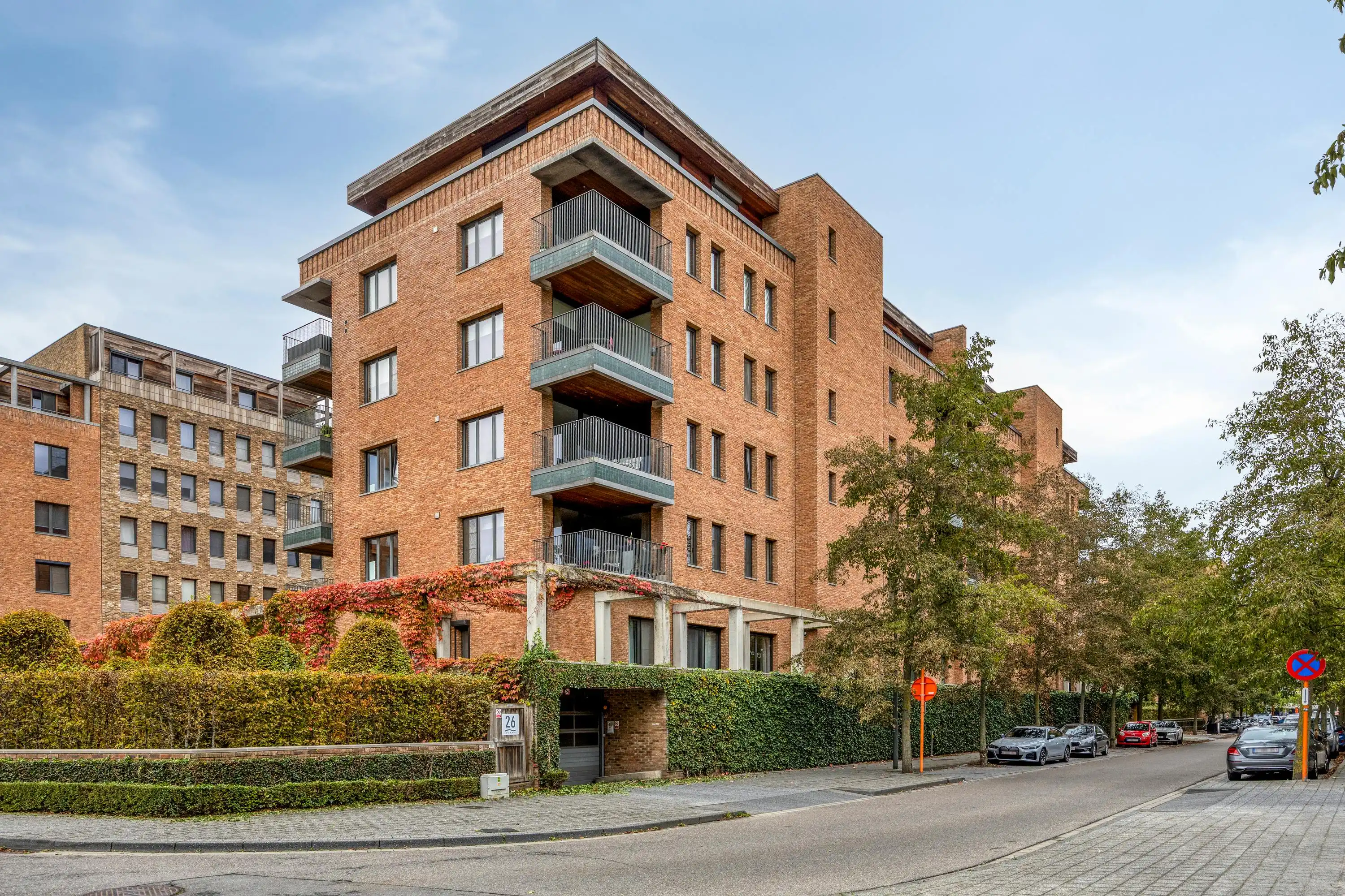Instapklaar 1-slaapkamerappartement met ruim terras centrum Hasselt foto 18