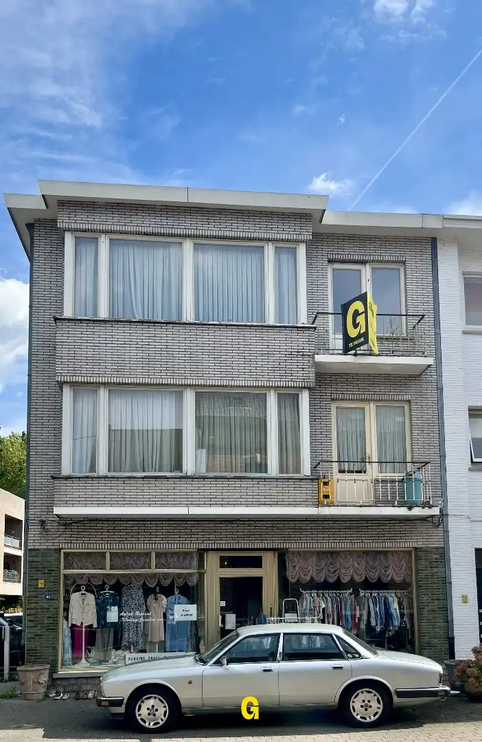 Betaalbaar appartement met twee slaapkamers, kelder en standplaats in hartje Bilzen foto 2