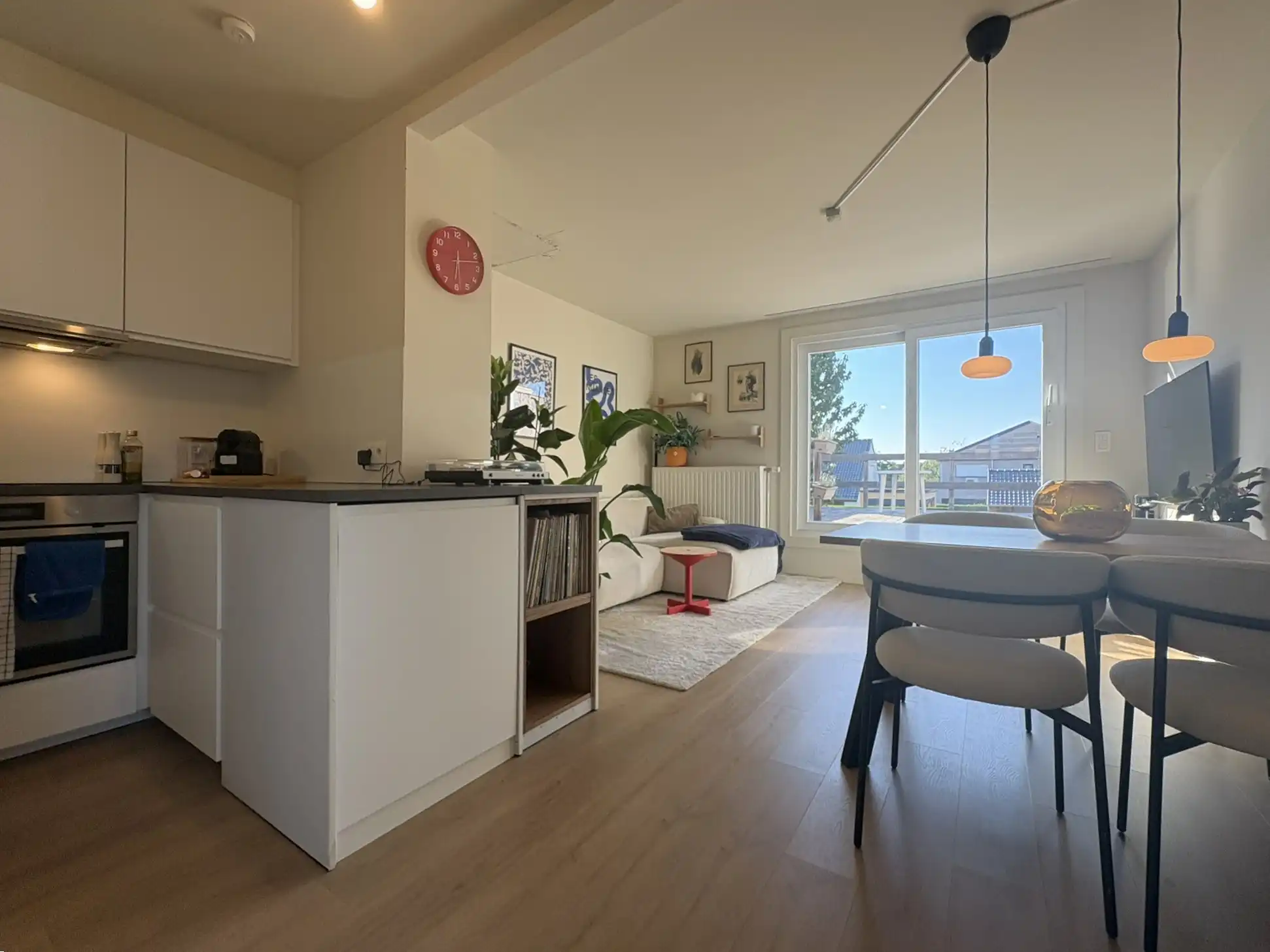 Appartement met ruim terras in Deinze foto 3