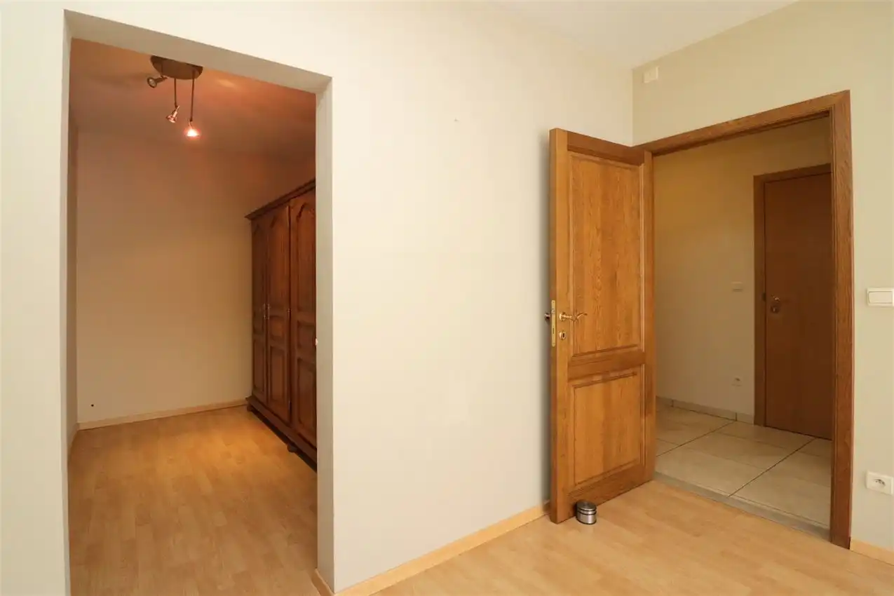 Appartement met 2 slpk., autostaanplaats en terras in centrum Aarschot foto 13