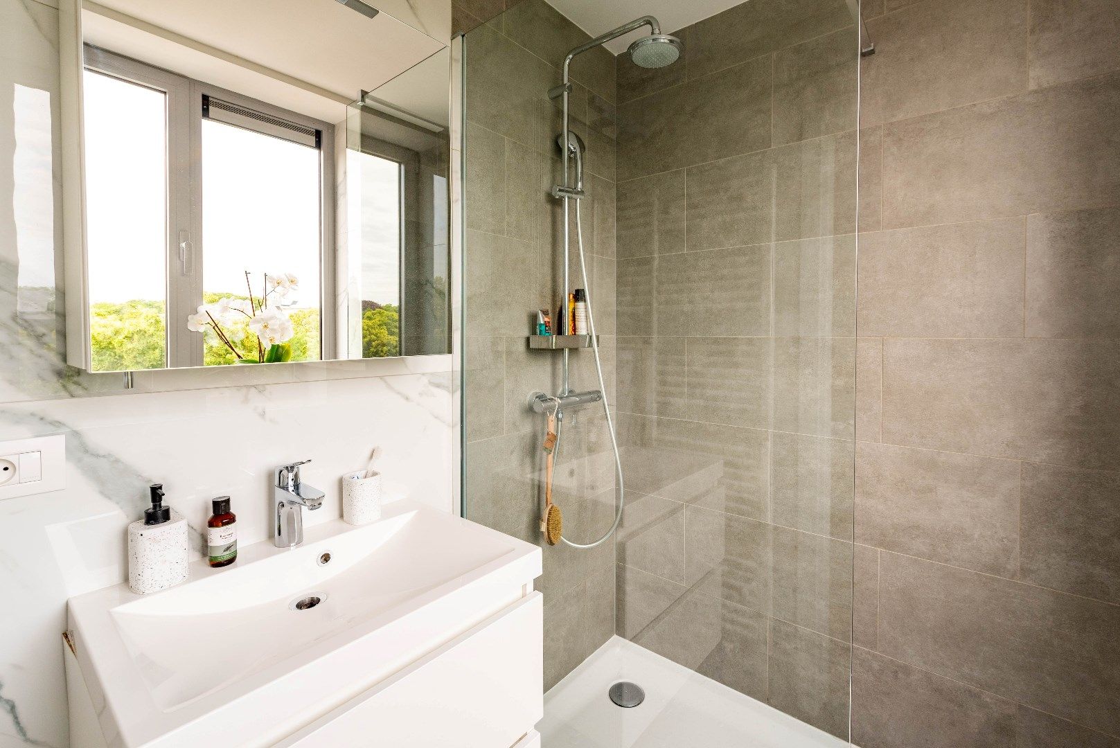 Modern penthouse op het Antwerpse Zuid foto 13