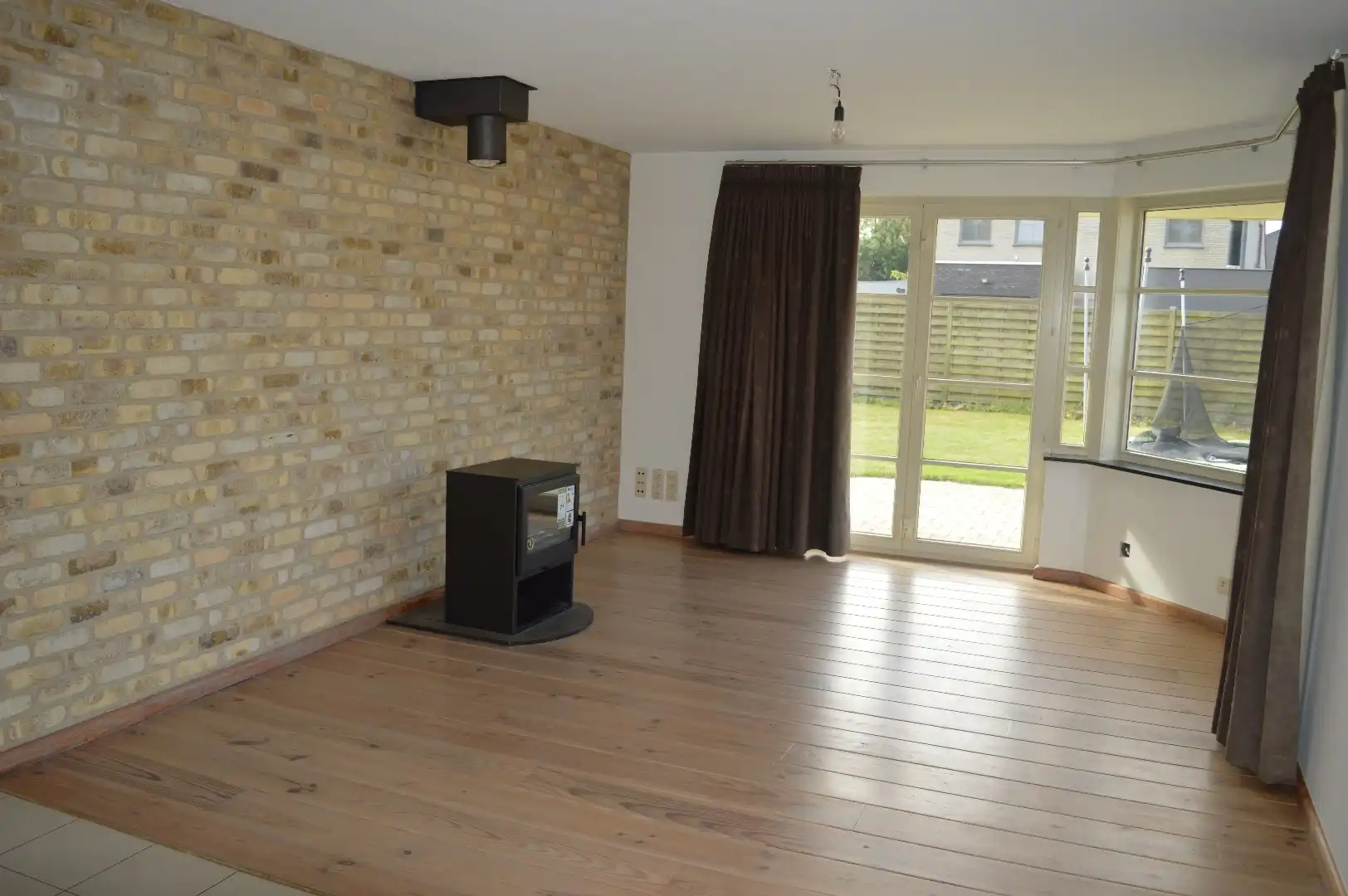 Mooi gelegen villa foto 5