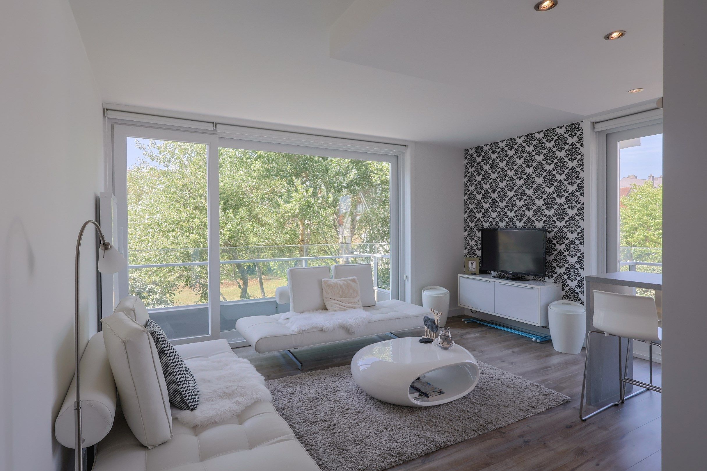 Instapklare studio op toplocatie in Oostduinkerke te koop foto 12