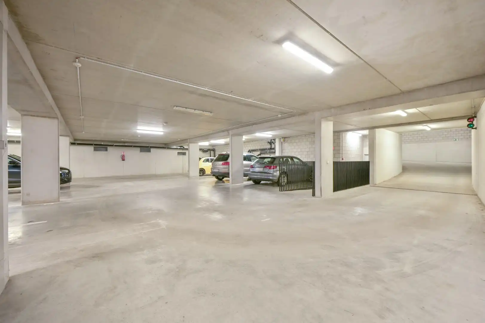 Modern appartement uit 2016 met 2 slaapkamers in het centrum van Tienen foto 19