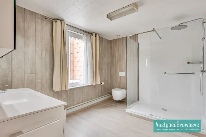 Instapklare woning zonder renovatieverplichting foto 12