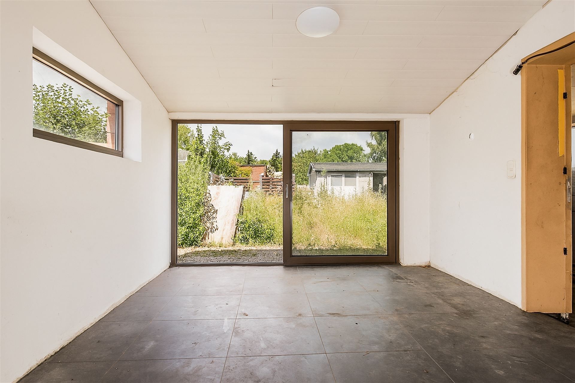 Totaalrenovatie halfopen bebouwing op toplokatie! foto 8