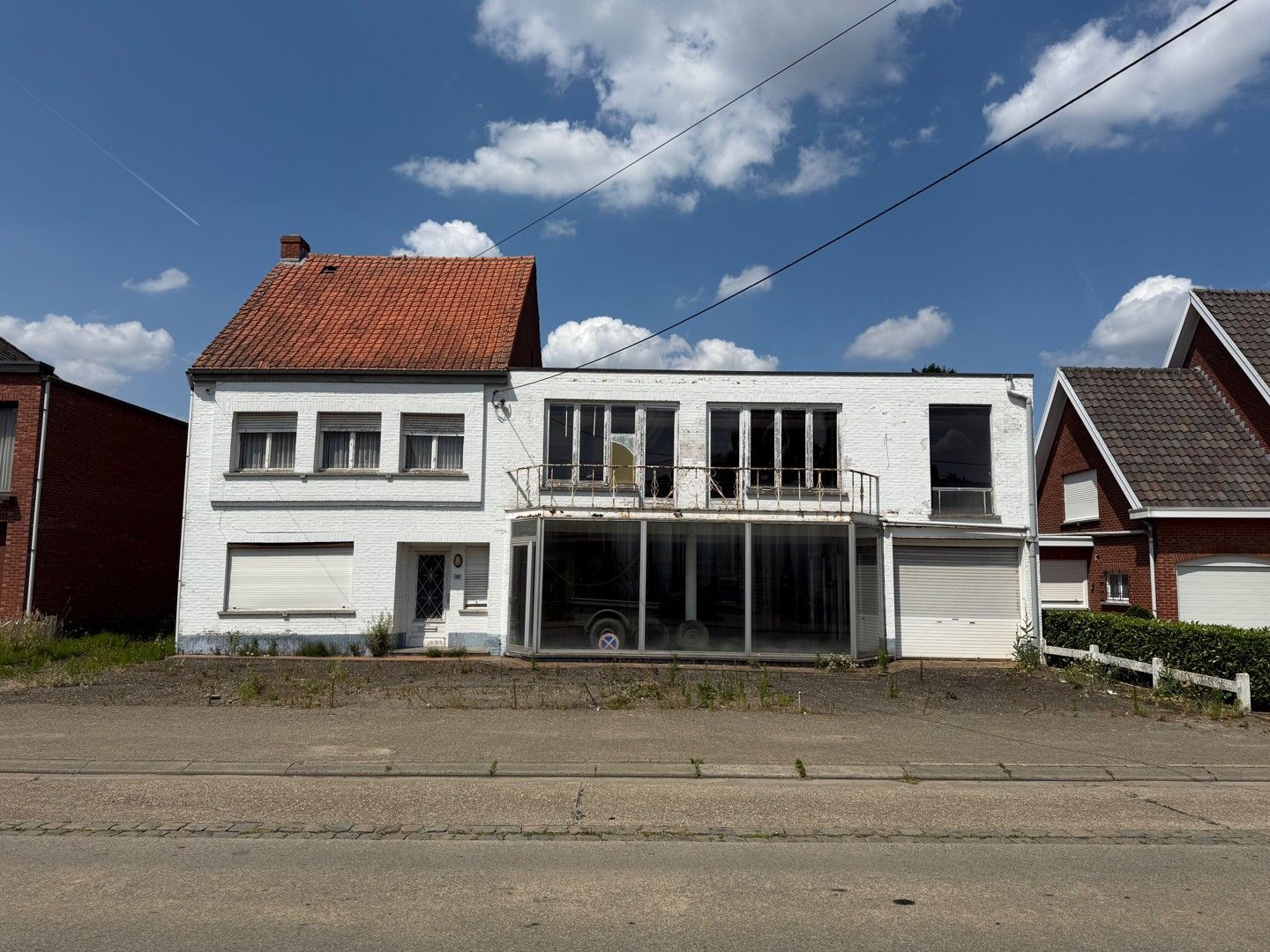 Woning met loods en voormalige showroom foto 2