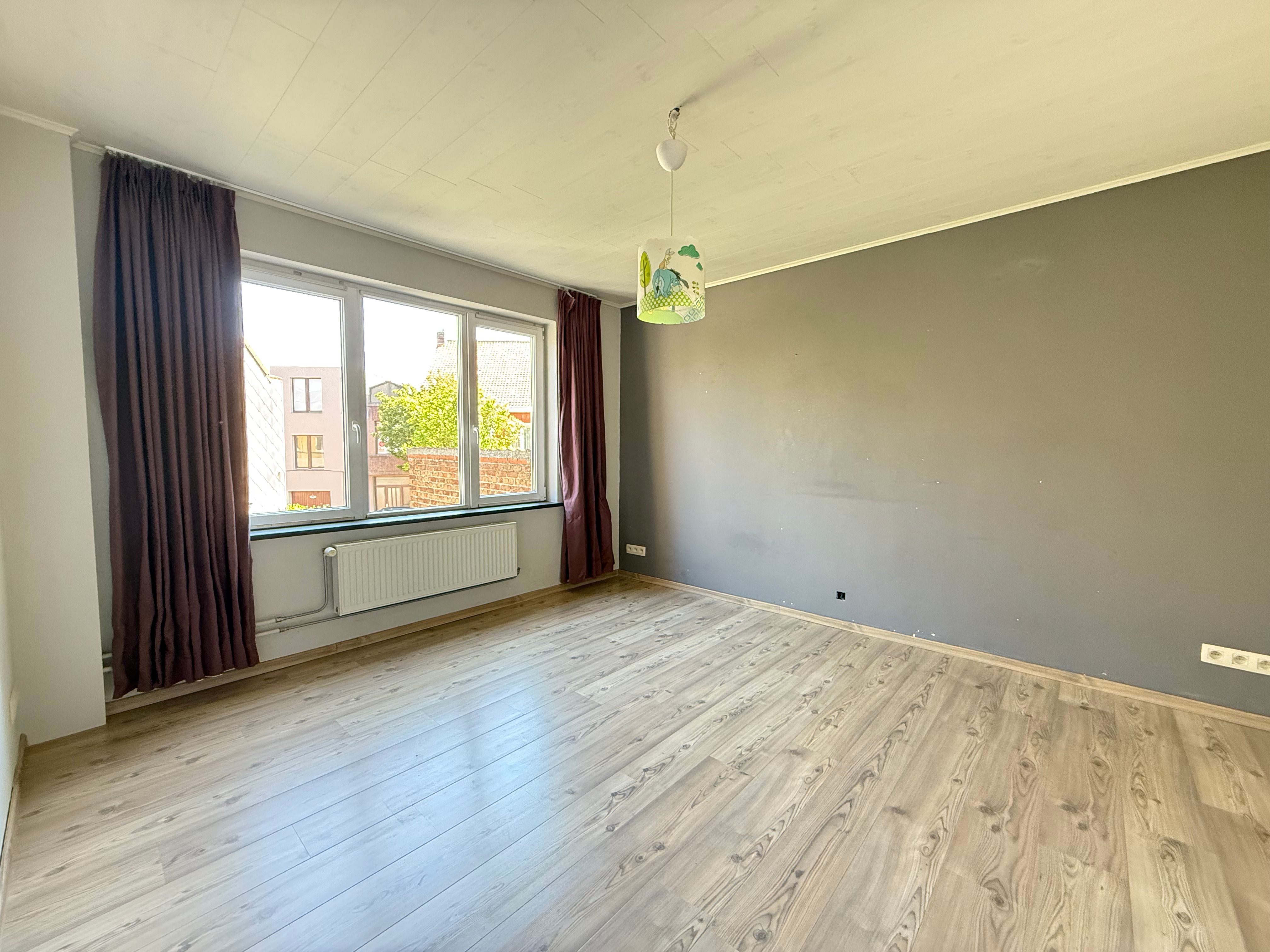 Moderne woning met koer foto 10