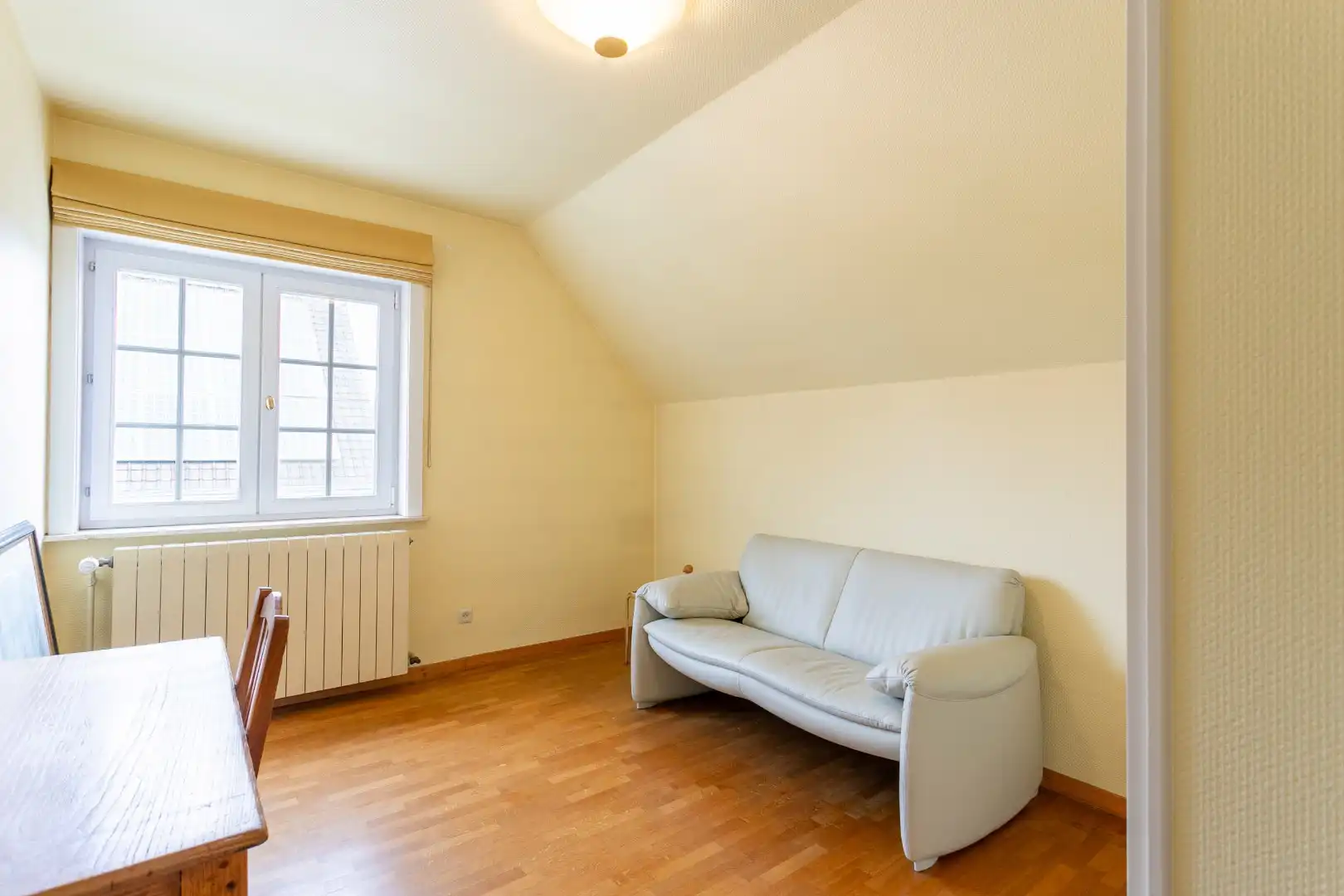 Solide woning (EPC:C) met 3 slpk, tuin en ruime garage foto 26