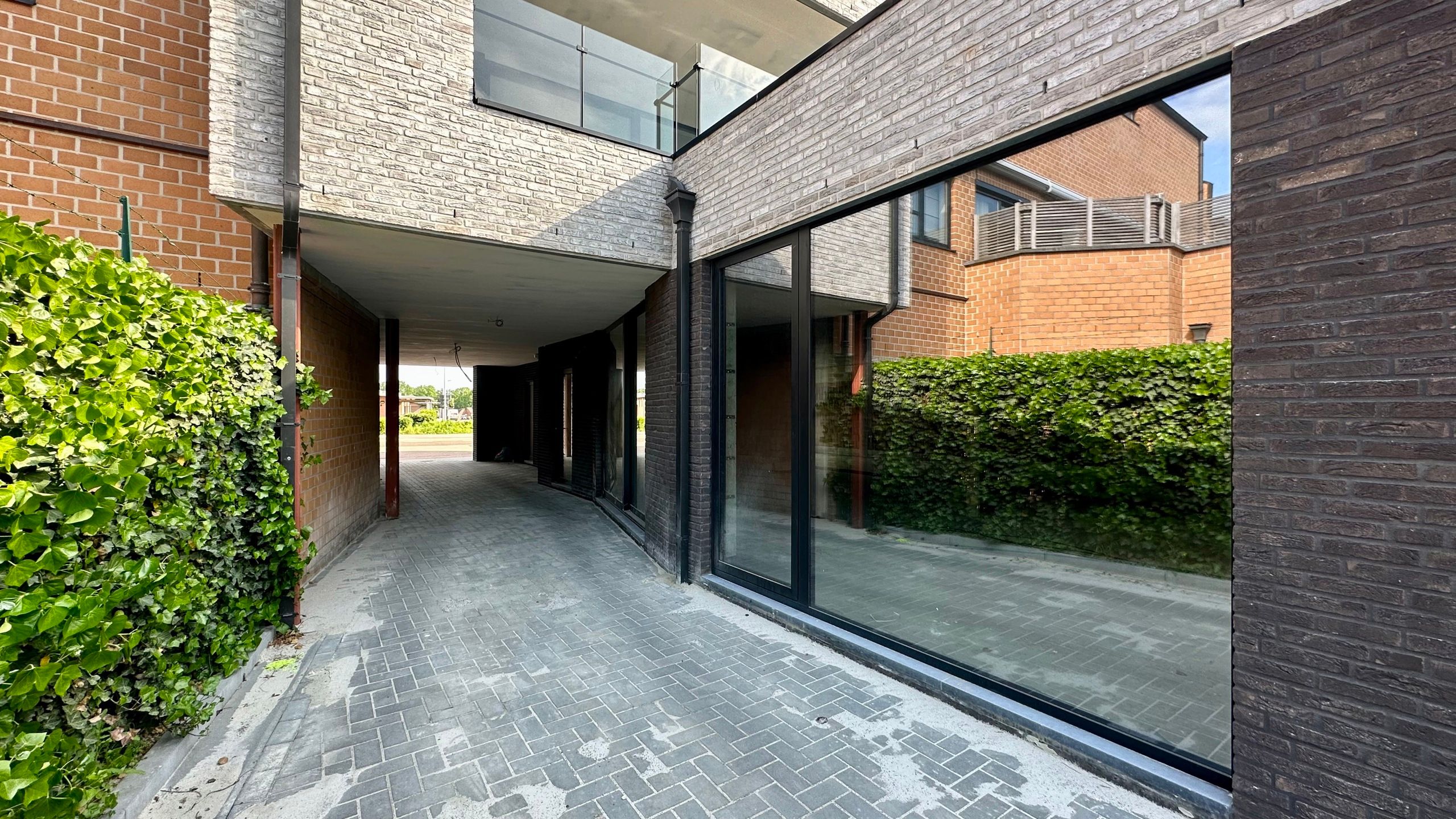 Uitzonderlijke handelsruimte van circa 460 m² met parking! foto 19