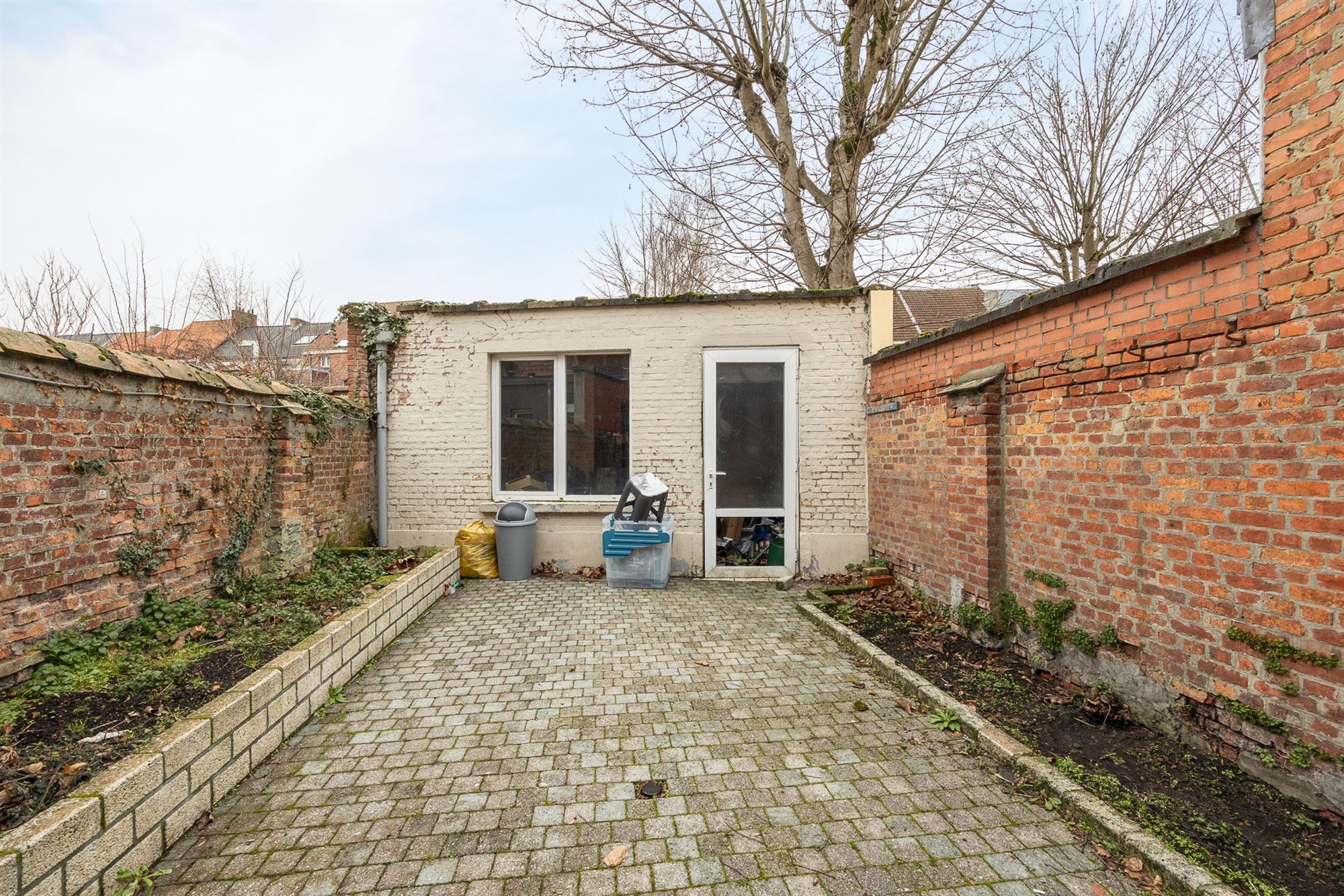 Gezinswoning met vier slaapkamers en tuin foto 19