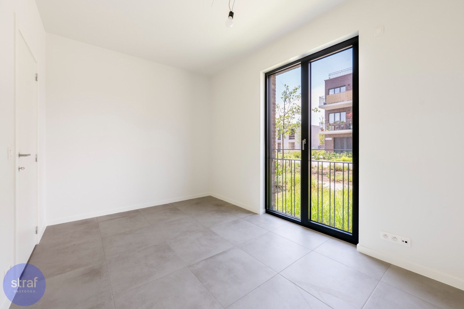 Gloednieuw tweeslaapkamerappartement met alleen maar groene vinkjes! foto 7