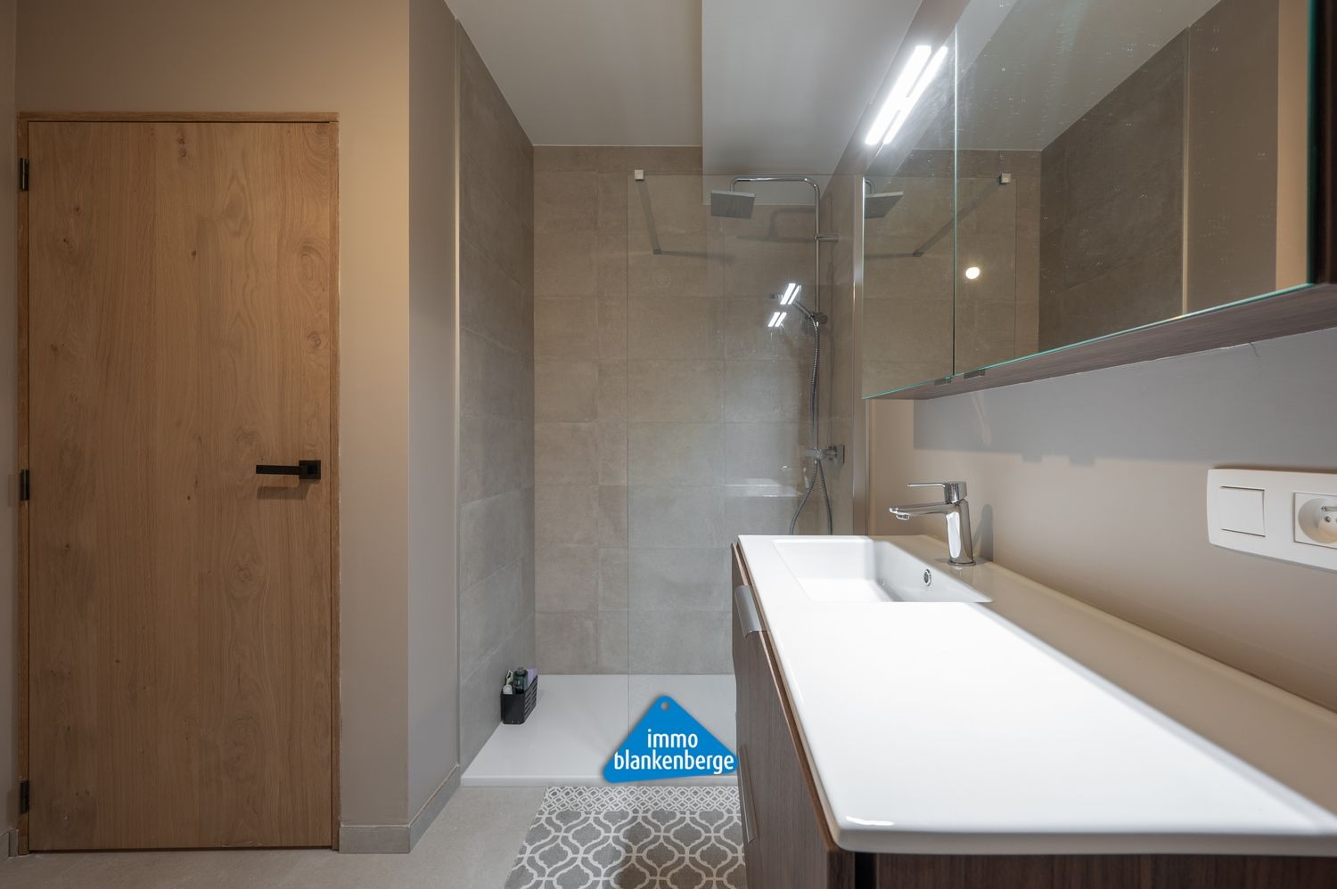 Exclusief gelijkvloers appartement met tuin in Residentie Swan foto 13