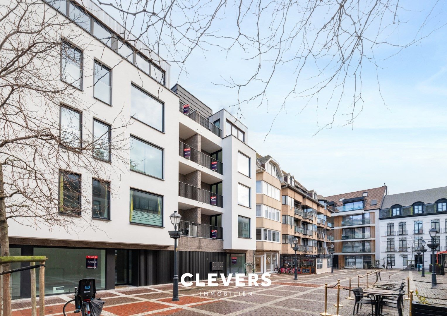 Nieuwbouw app. met 2 slpk's en terras in centrum Blankenberge foto {{pictureIndex}}