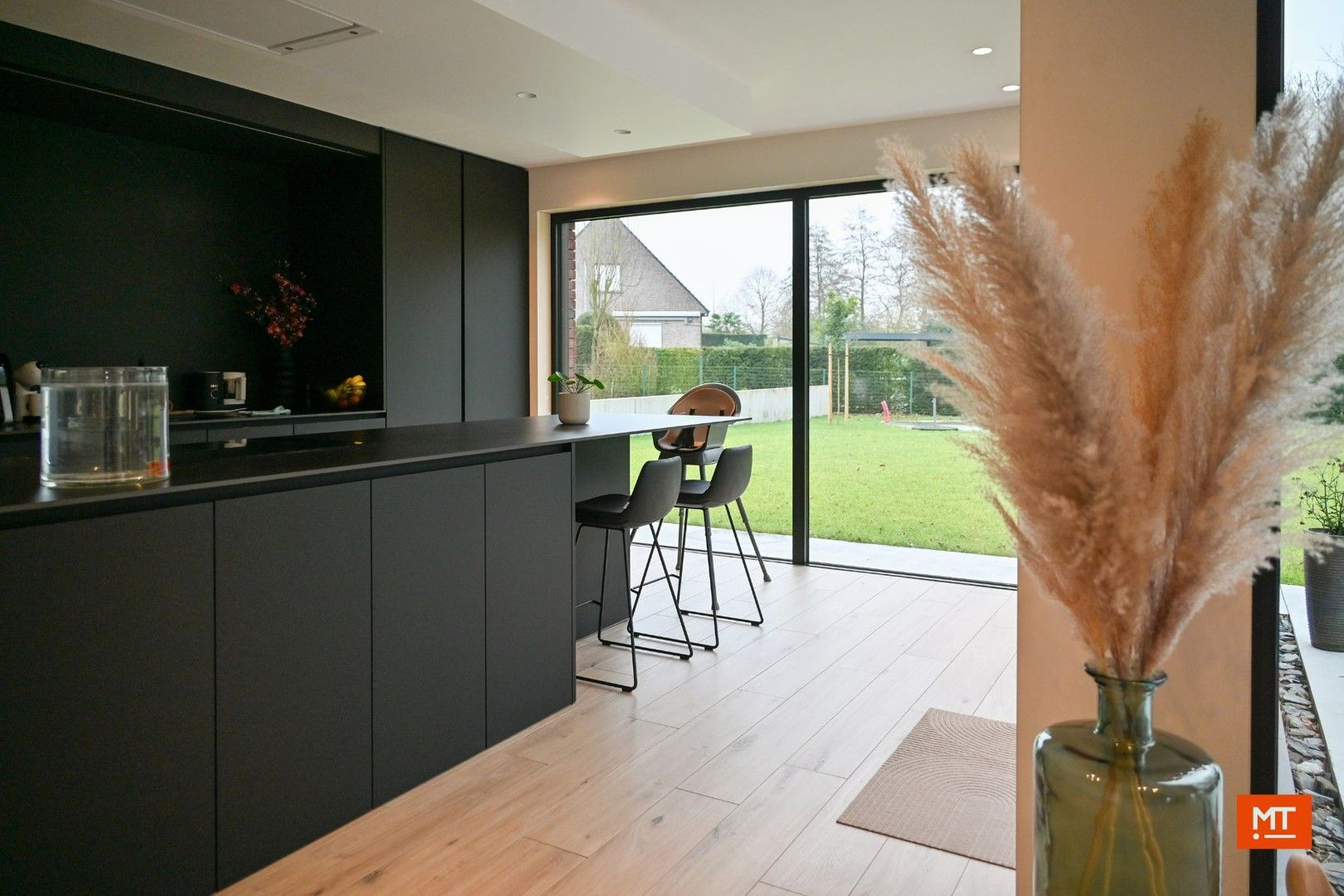 Nieuwbouwvilla met 3/4 slaapkamers, garage en tuin op een perceel van 1.776 m² foto 3
