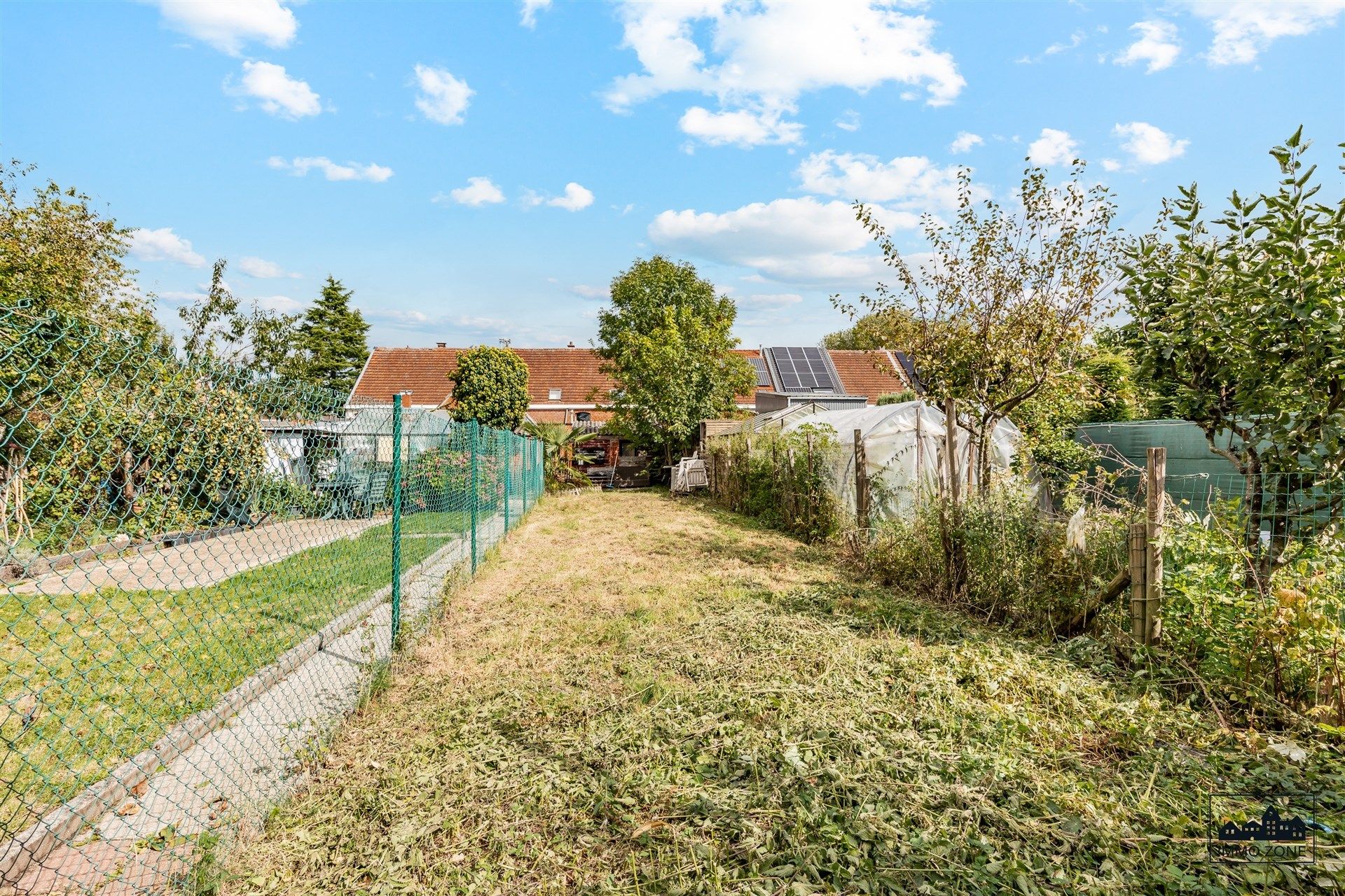 Te renoveren woning met potentieel in centrum Stekene foto 2