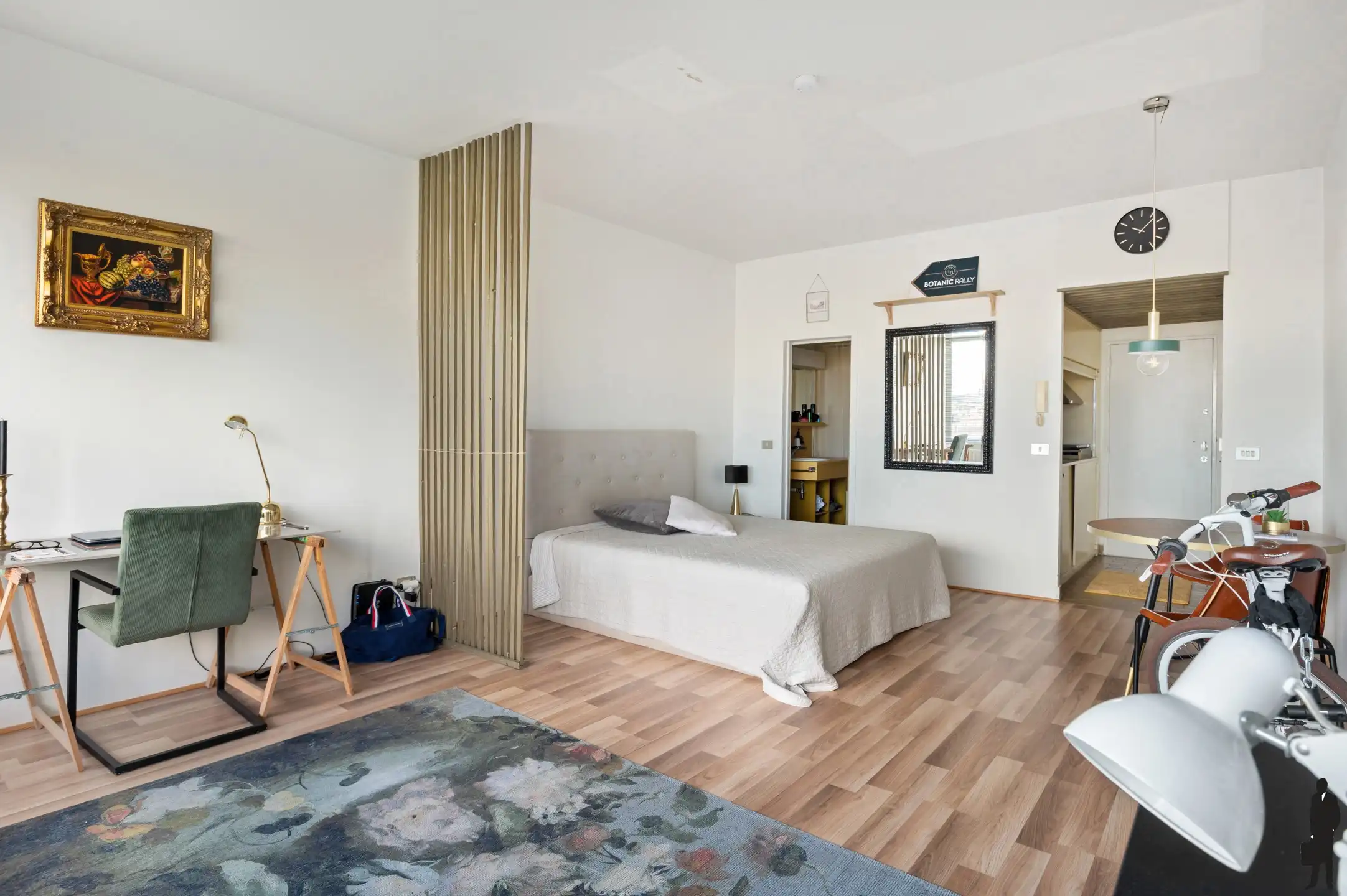 Gerenoveerd studio-appartement op toplocatie.&nbsp; foto 2