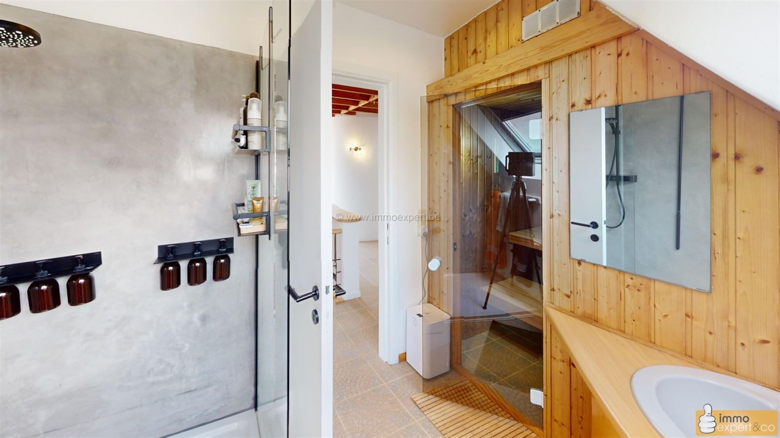 TERNAT: Residentieel gelegen villa met 5 slpks foto 23