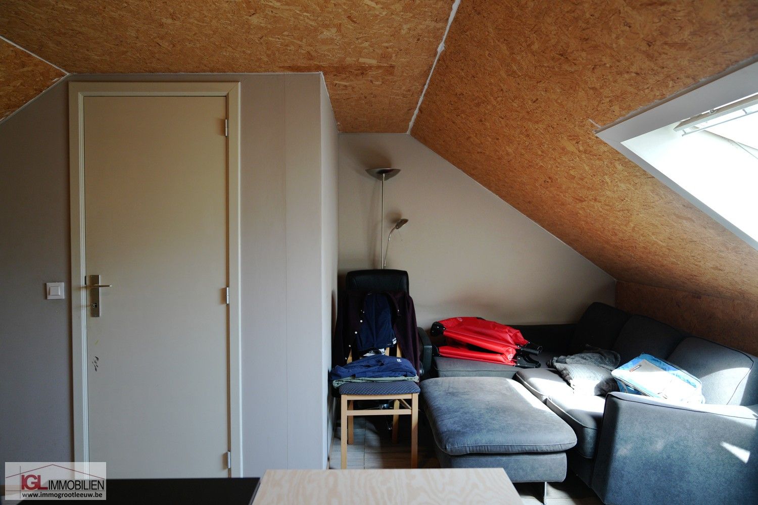 Gerenoveerde bel-étage woning met 5 slaapkamers, garage en zonnige tuin foto 18