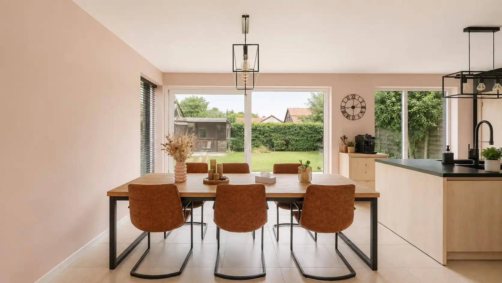 Halfopen woning met grote tuin en garage te Moerkerke-Damme foto 5