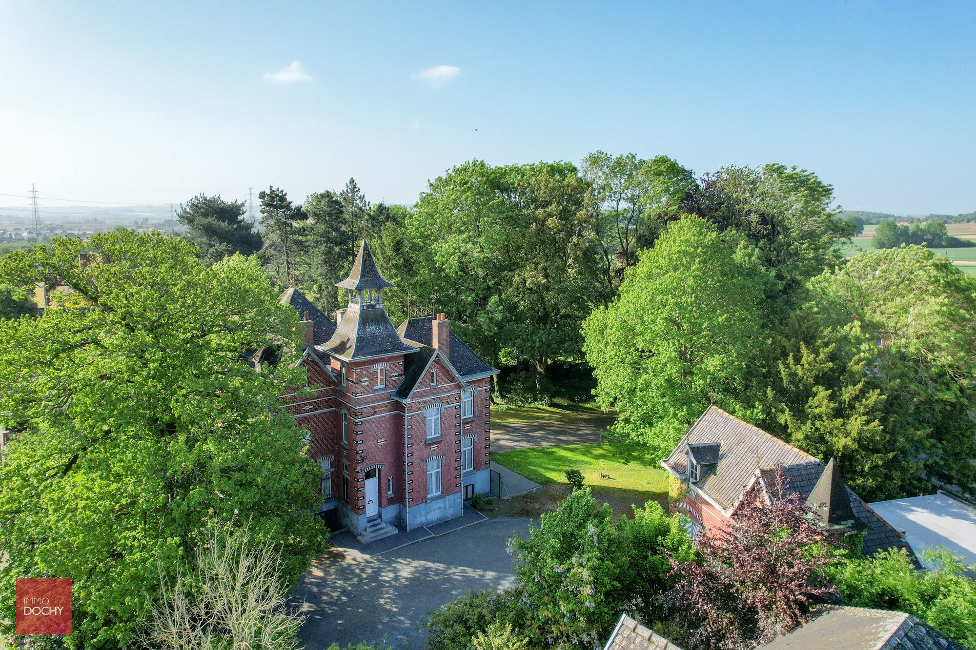 Karaktervol en centraal gelegen villa-herenhuis foto 2