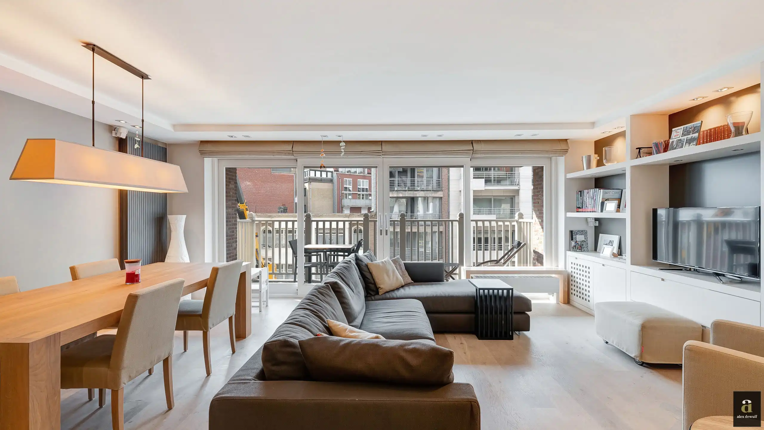 Aangenaam lichtrijk appartement met drie slaapkamers en westgericht terras. foto 3