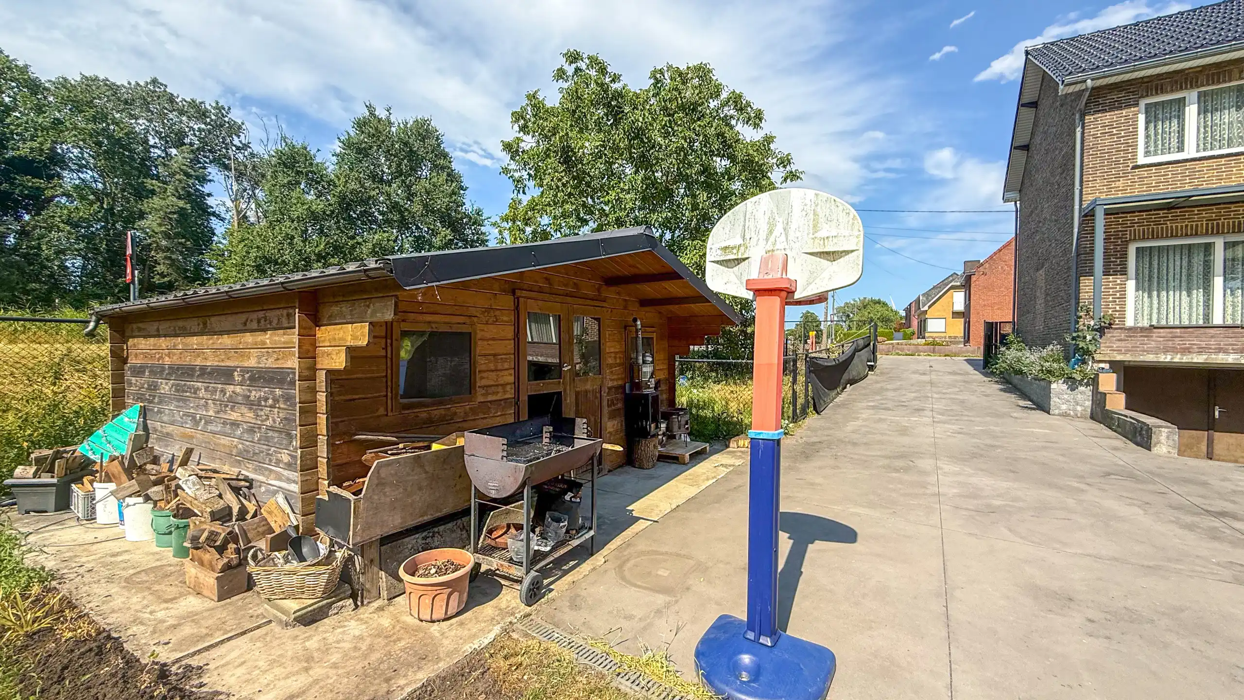 Instapklare woning met 3slpks, kelder en mooie tuin in Ham! foto 39