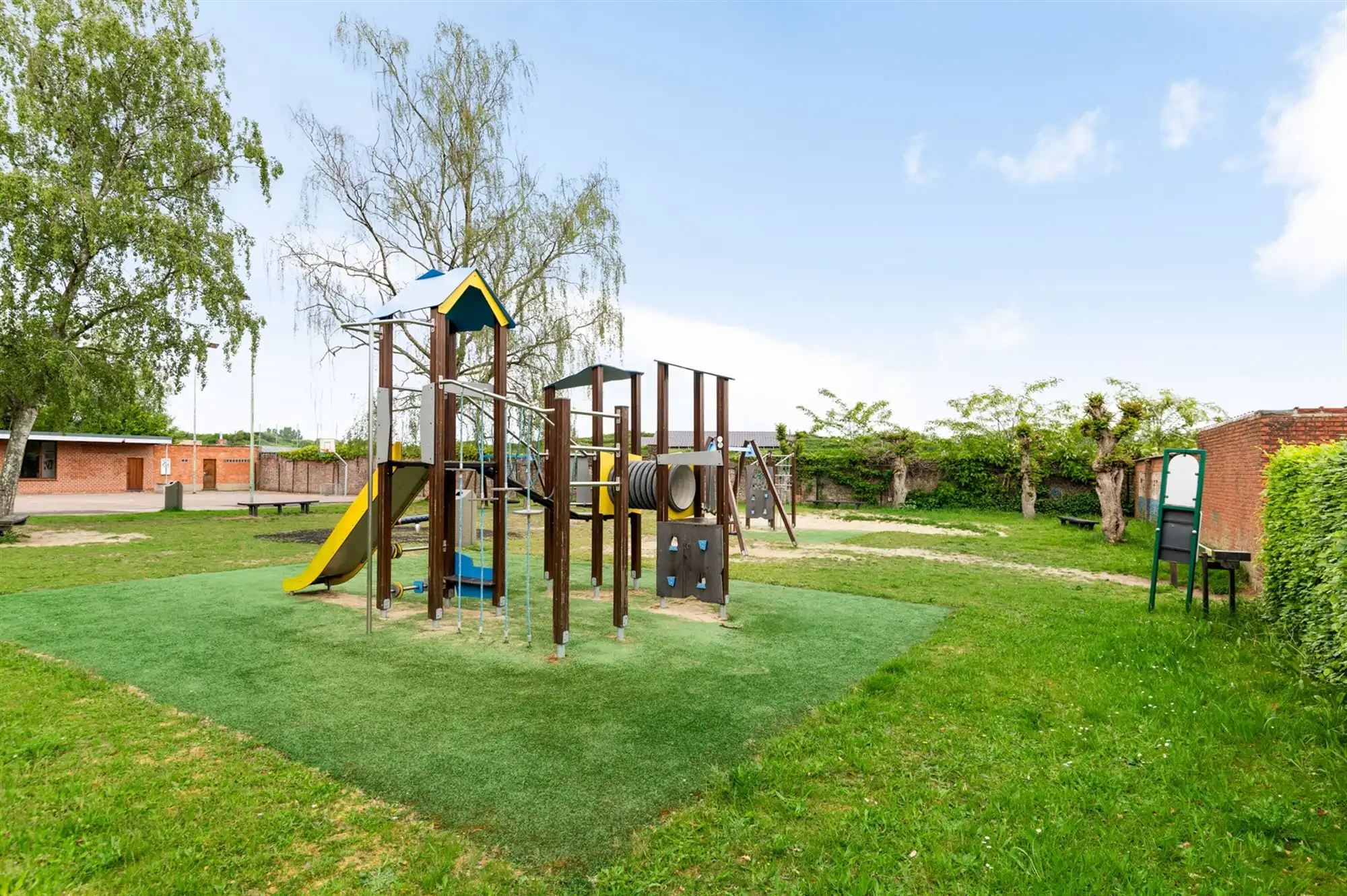 Zeer goed onderhouden woning op een A - locatie te Mechelen foto 19