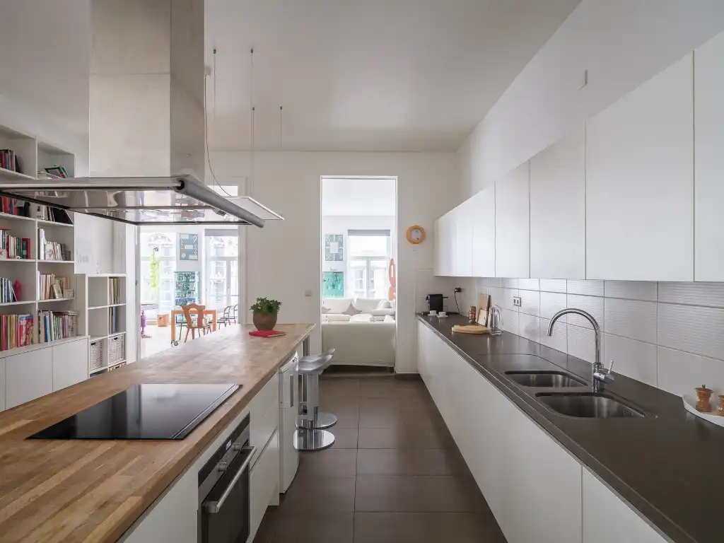 Karaktervol herenhuisappartement met terras en zicht op het stadhuis foto 6