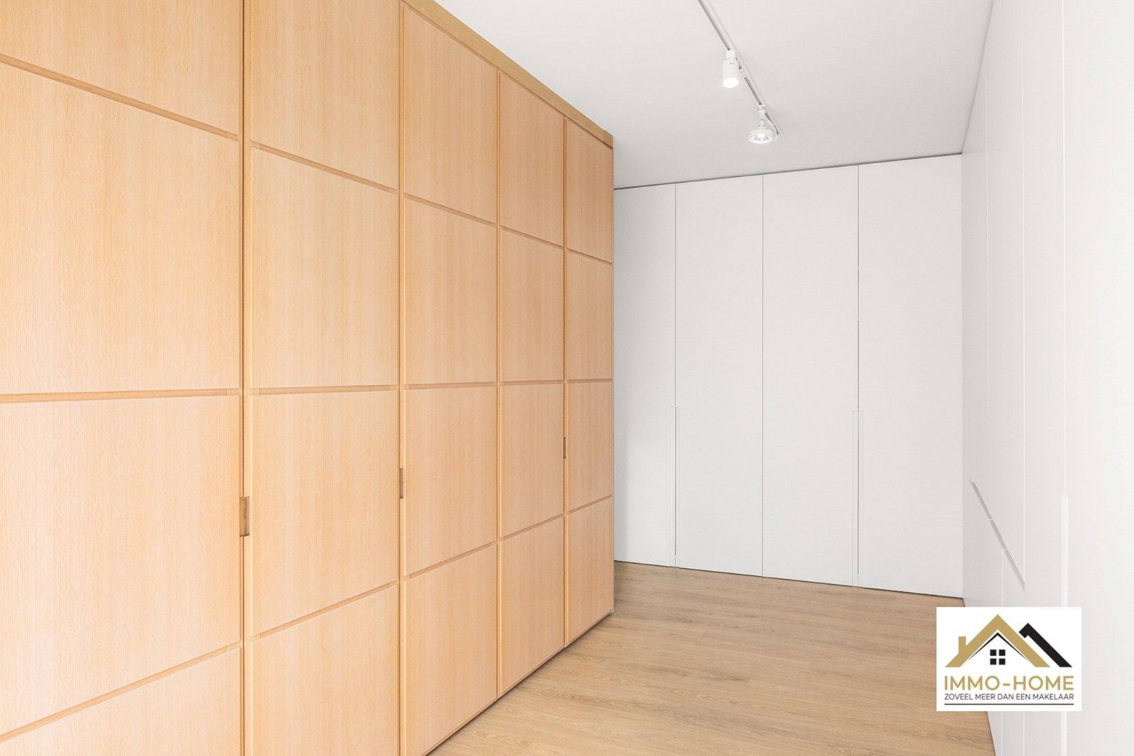 Stijlvolle moderne woning met smart home in Zwijnaarde foto 22