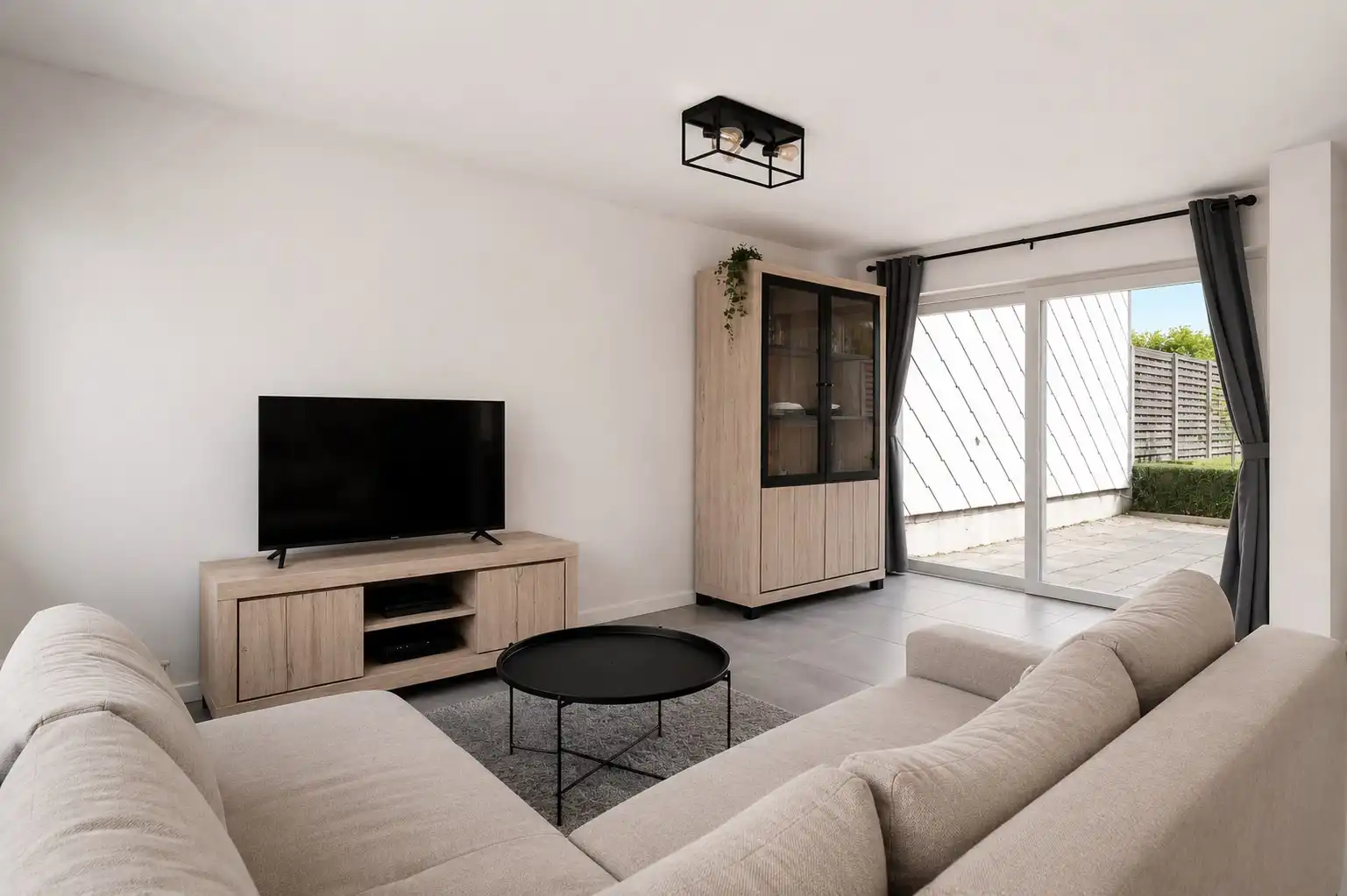 Instapklare woning op een strategische locatie! foto 3