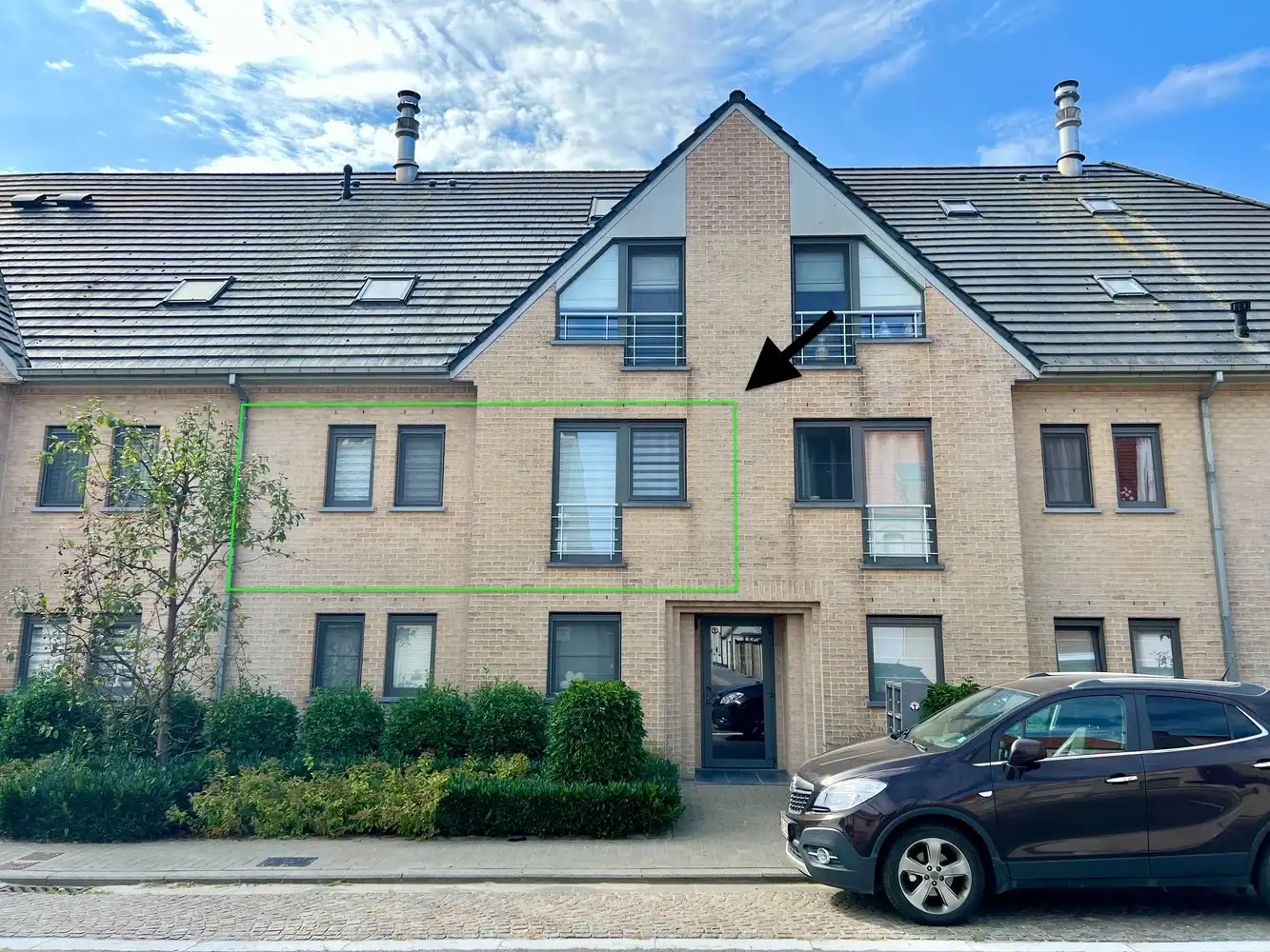 Ruim, energiezuinig appartement met 2 slaapkamers én garage! foto {{pictureIndex}}