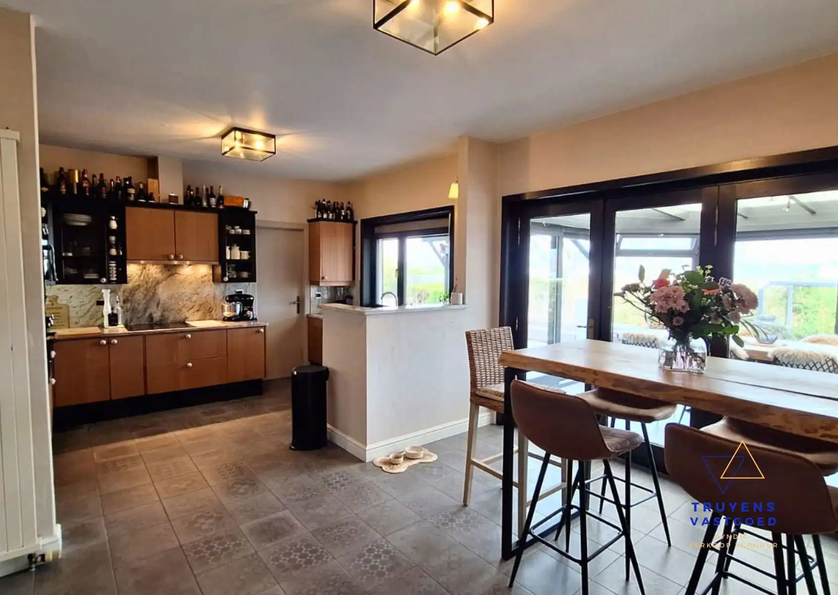 Villa te koop foto 12