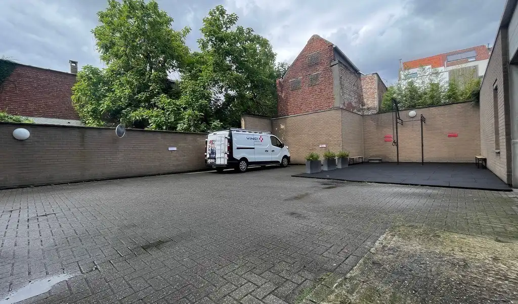 Kantoorruimte te huur in Quinten Building te Berchem foto 23