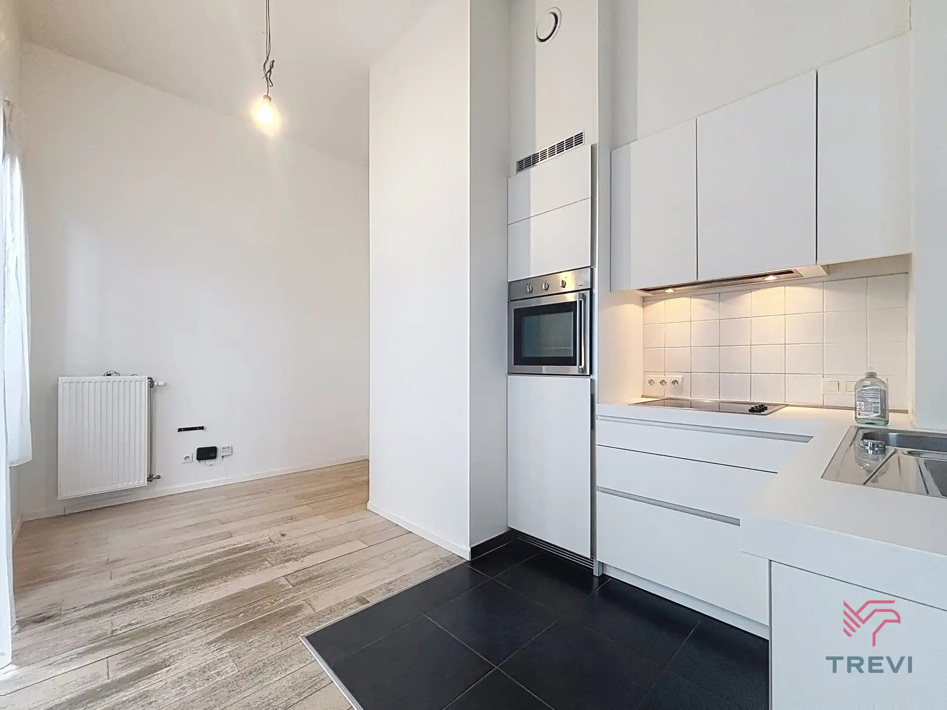 Prachtige studio in Schaarbeek! foto 3