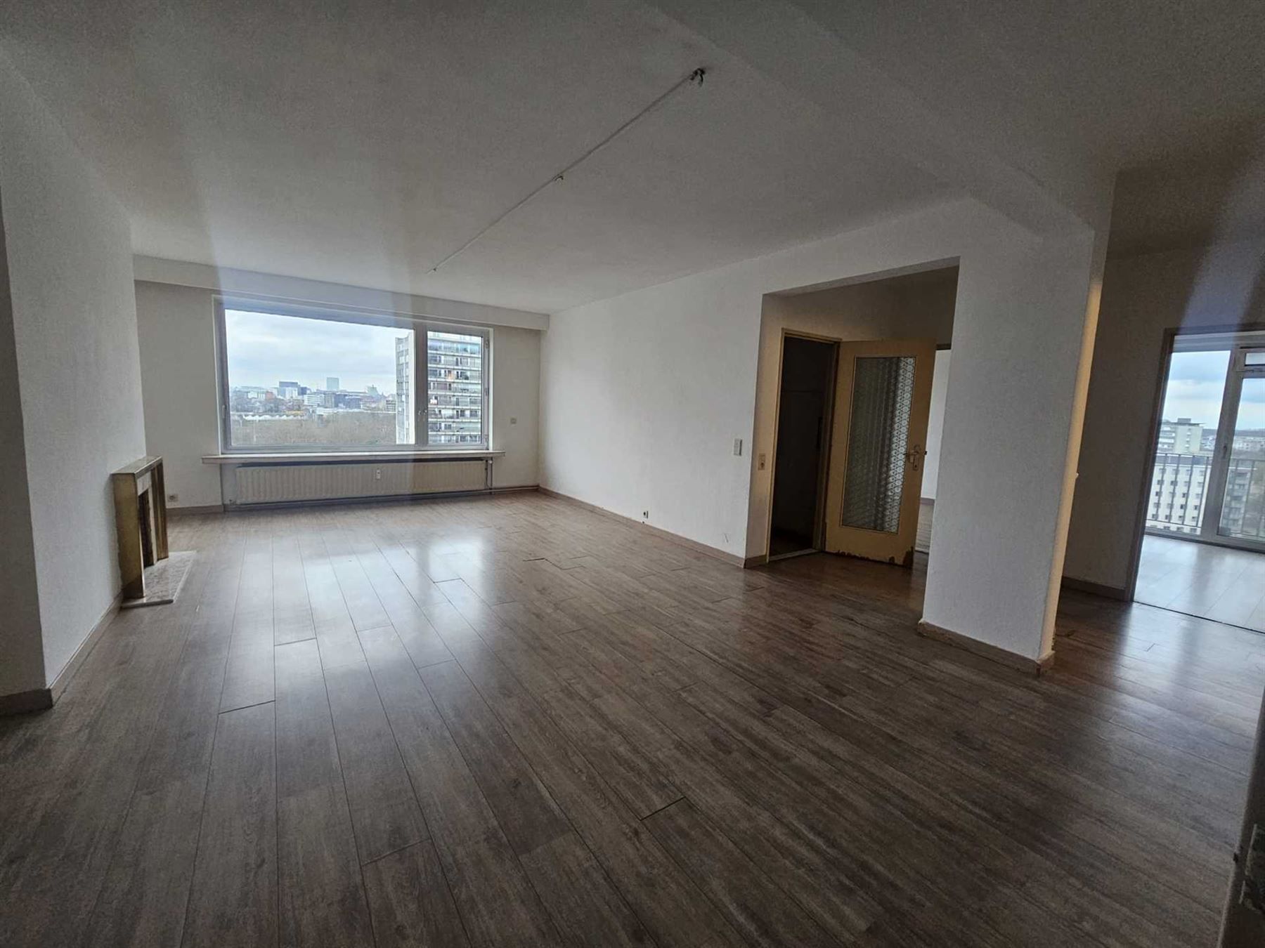 Ruim 2-SLK Appartement met Prachtig Uitzicht in Berchem foto 5