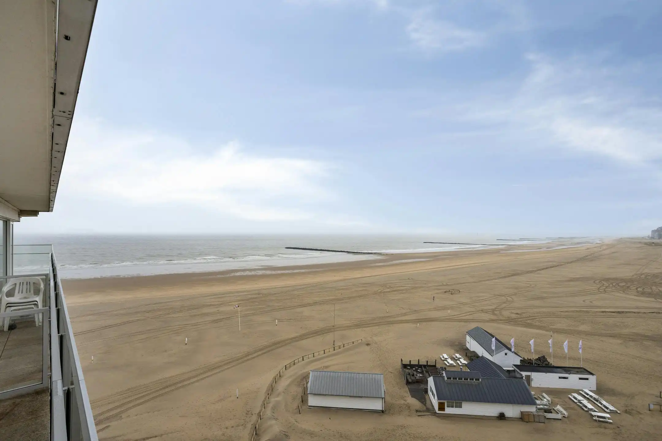 Te renoveren studio met uniek zeezicht te koop in Duinbergen foto 3