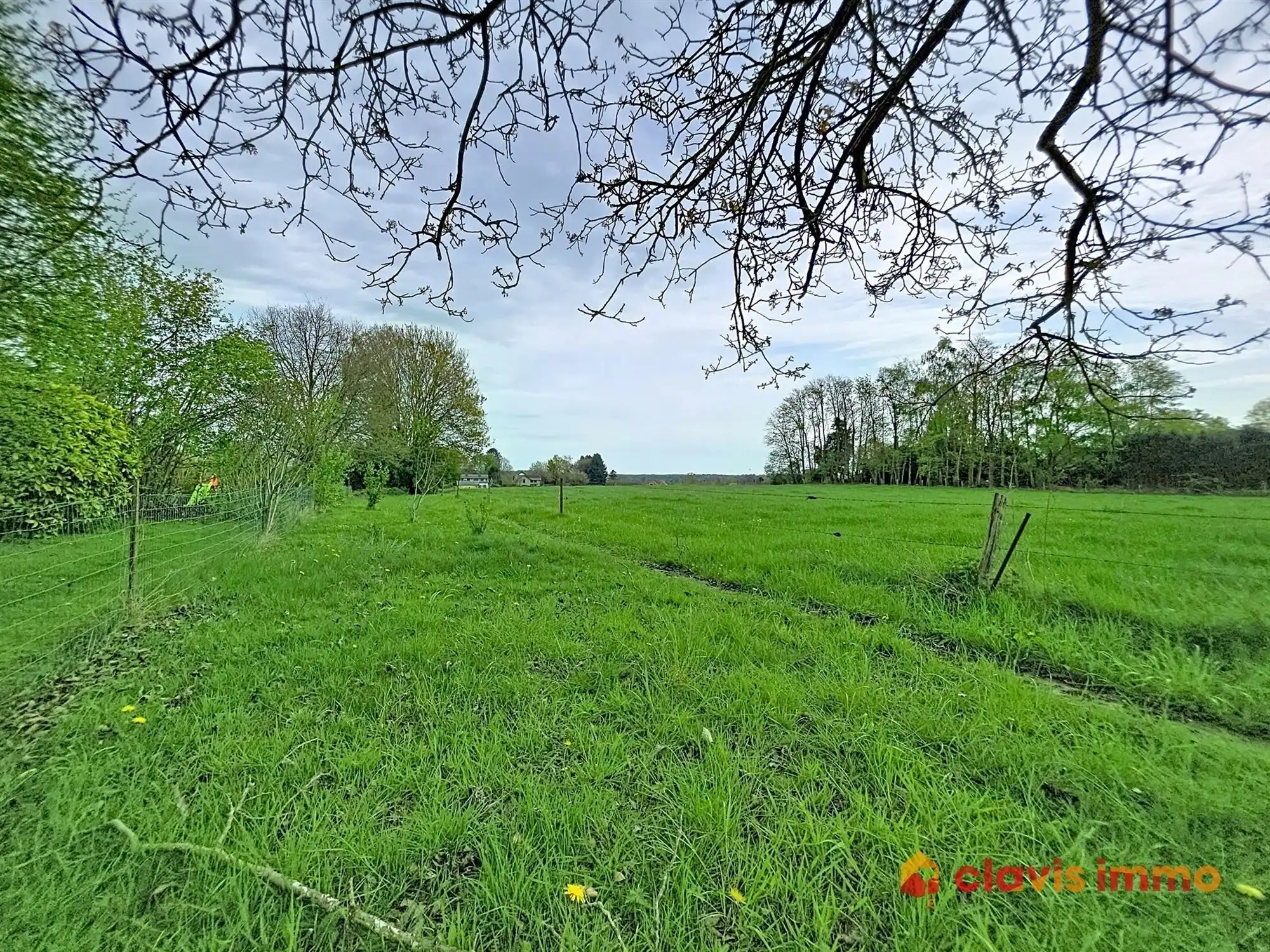 Te renoveren woonhuis met tal van mogelijkheden foto 2