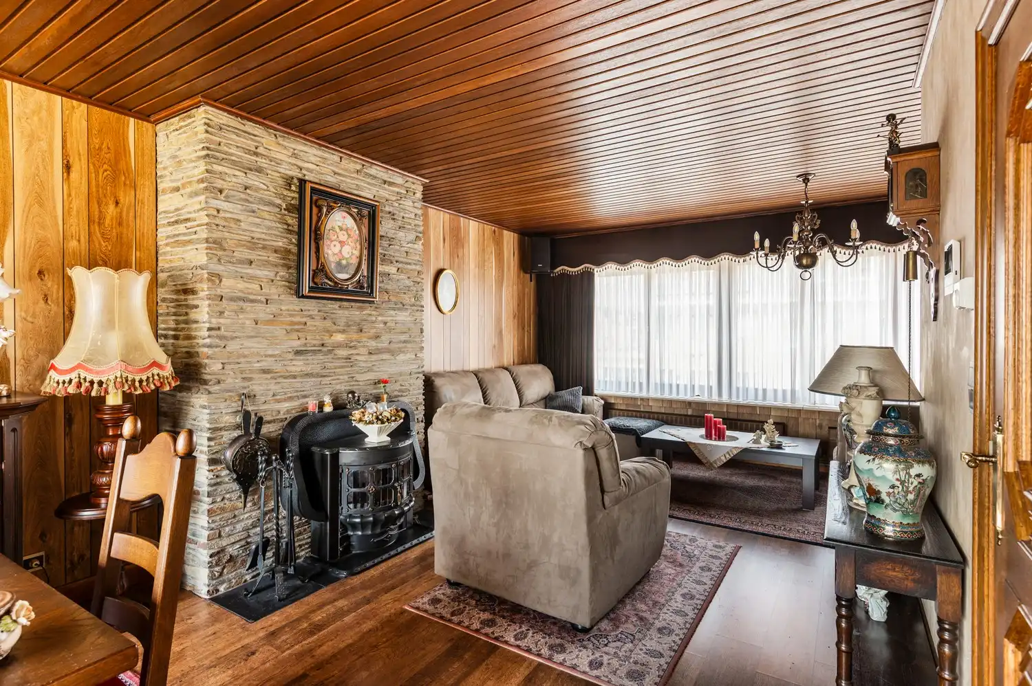 Te renoveren woning met enorm veel potentieel en mooie tuin op toplocatie in Lier foto 4