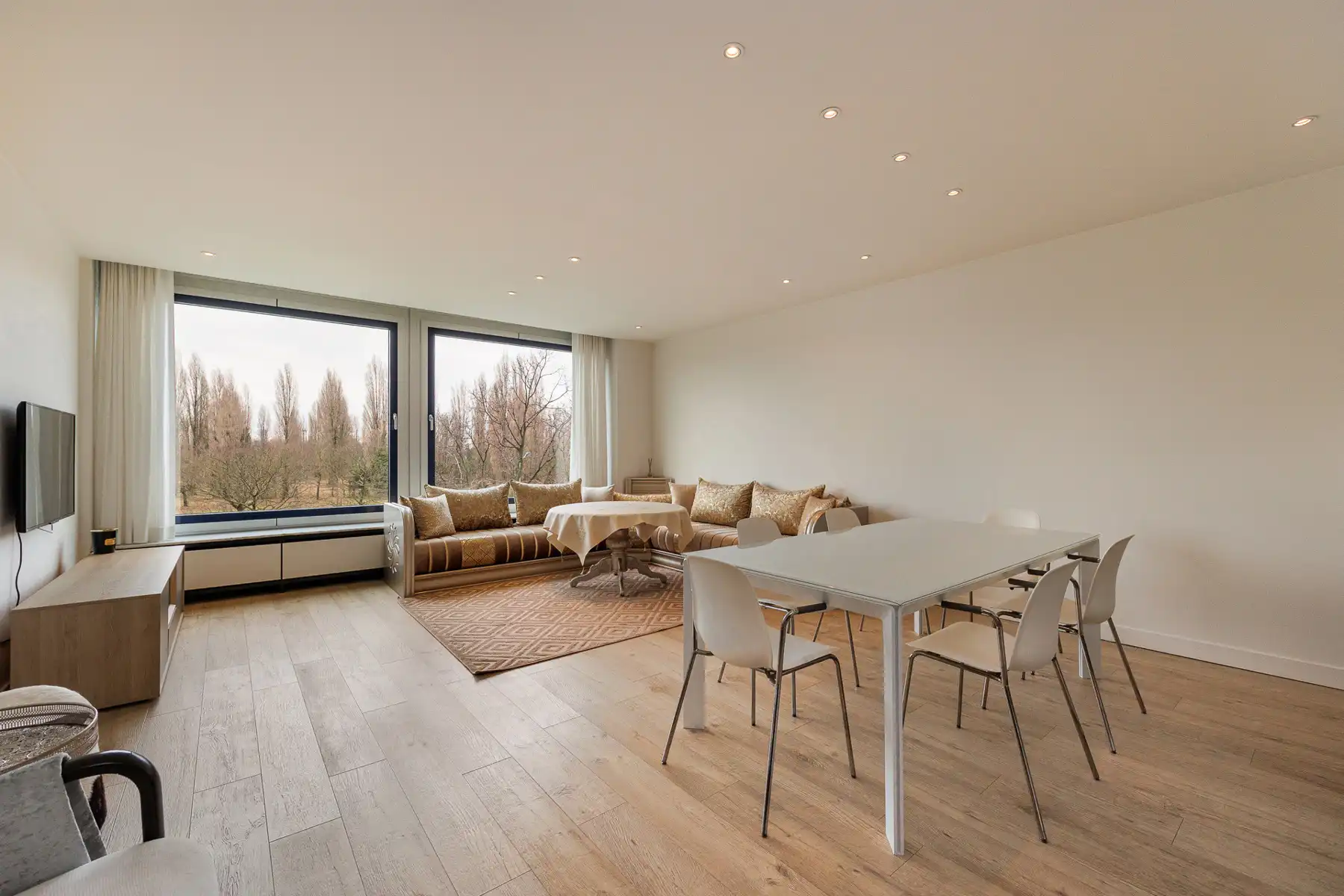 Schitterend appartement op Linkeroever foto {{pictureIndex}}