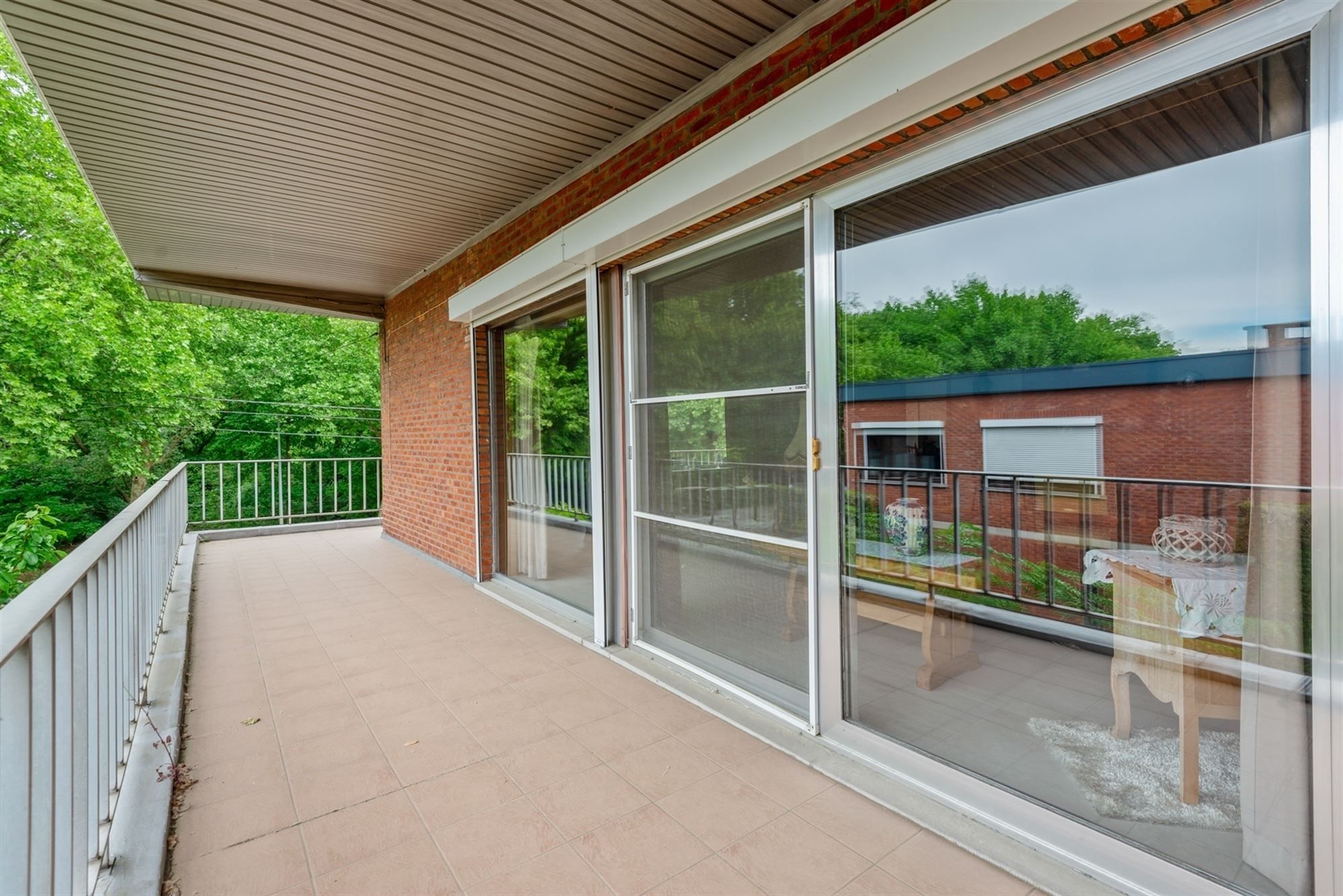 Verrassend ruime woning met magazijn te Putte - Beerzel foto 8