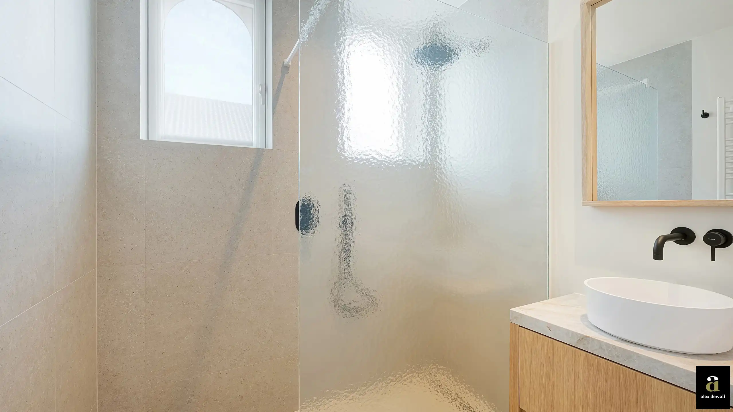 Uitstekend gelegen, volledig gerenoveerde koppelvilla te Duinbergen, op wandelafstand van het strand en de duinen. foto 37