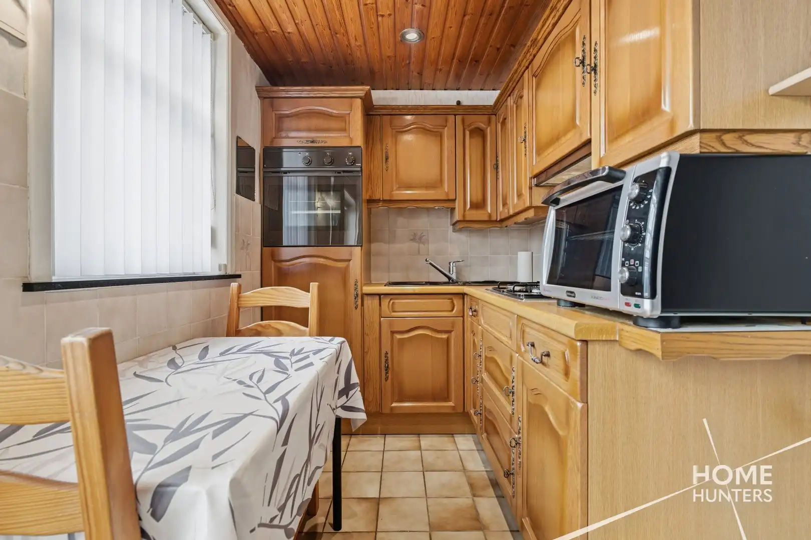 Rustig gelegen woning met 3 slaapkamers, garage en gezellige tuin foto 5