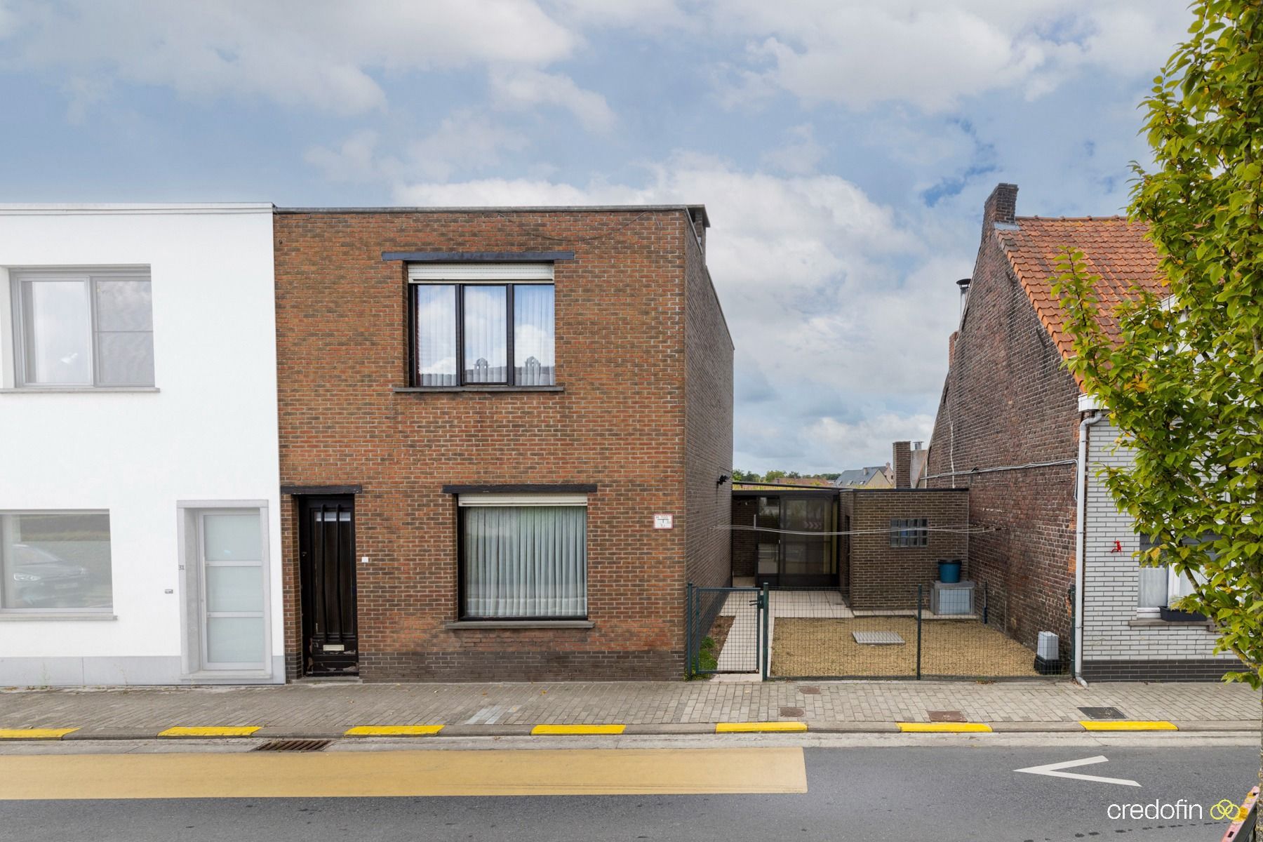 Hoofdfoto van de publicatie: Te renoveren starterswoning in het hart van Belzele (Evergem)