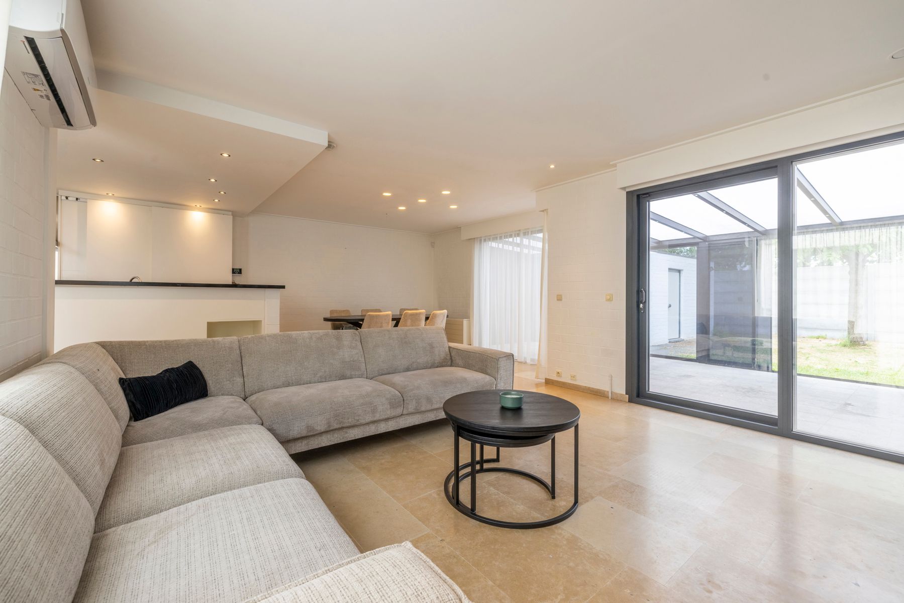 Woning met 3 slaapkamers, tuin en polyvalente ruimte te koop foto 4