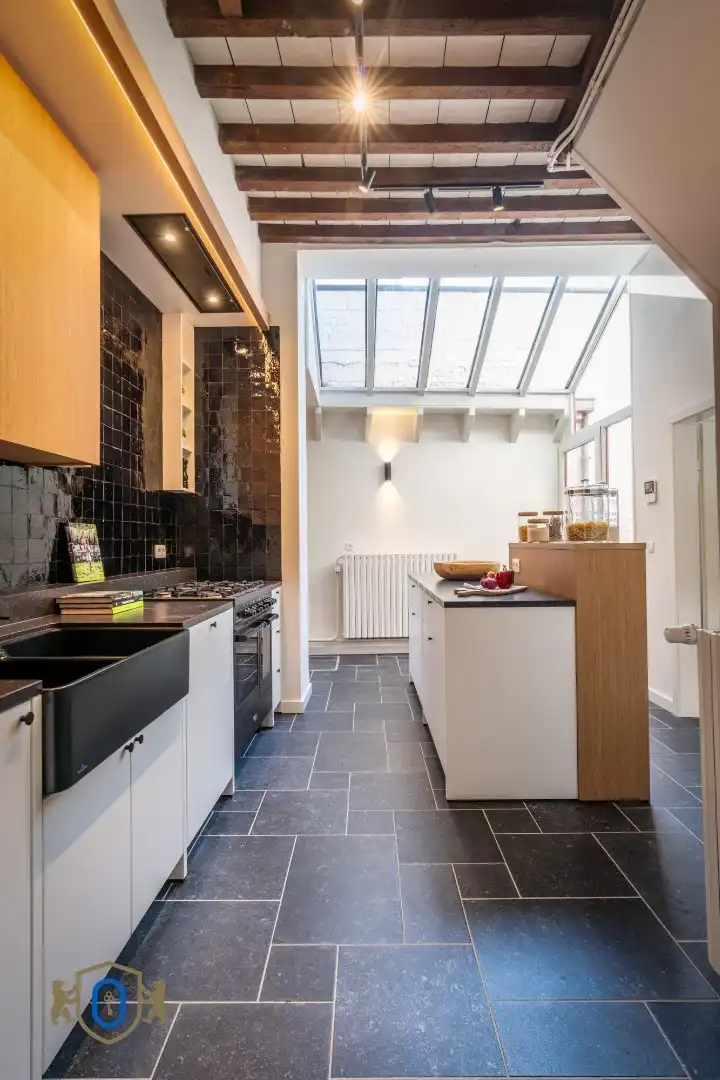 5-slpkr trapgevelwoning met stadstuin foto 7