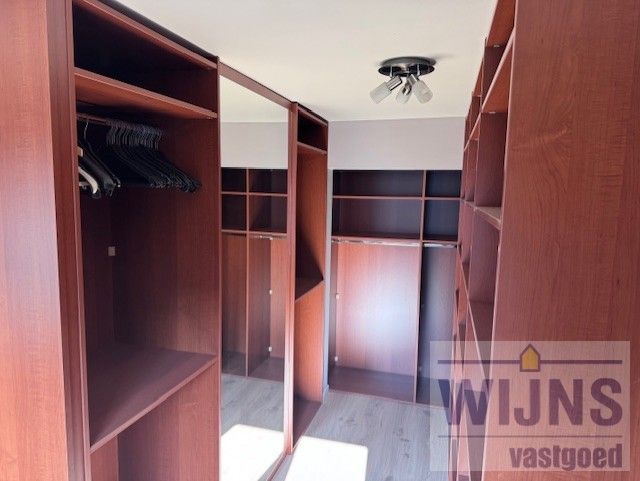 Ruim appartement met 2 slpkm foto 8