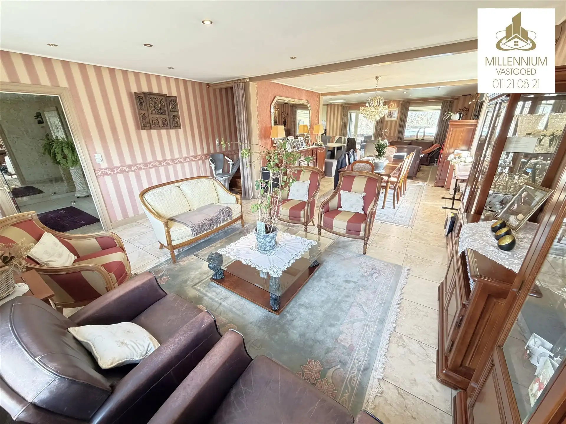 Commercieel gebouw foto 5